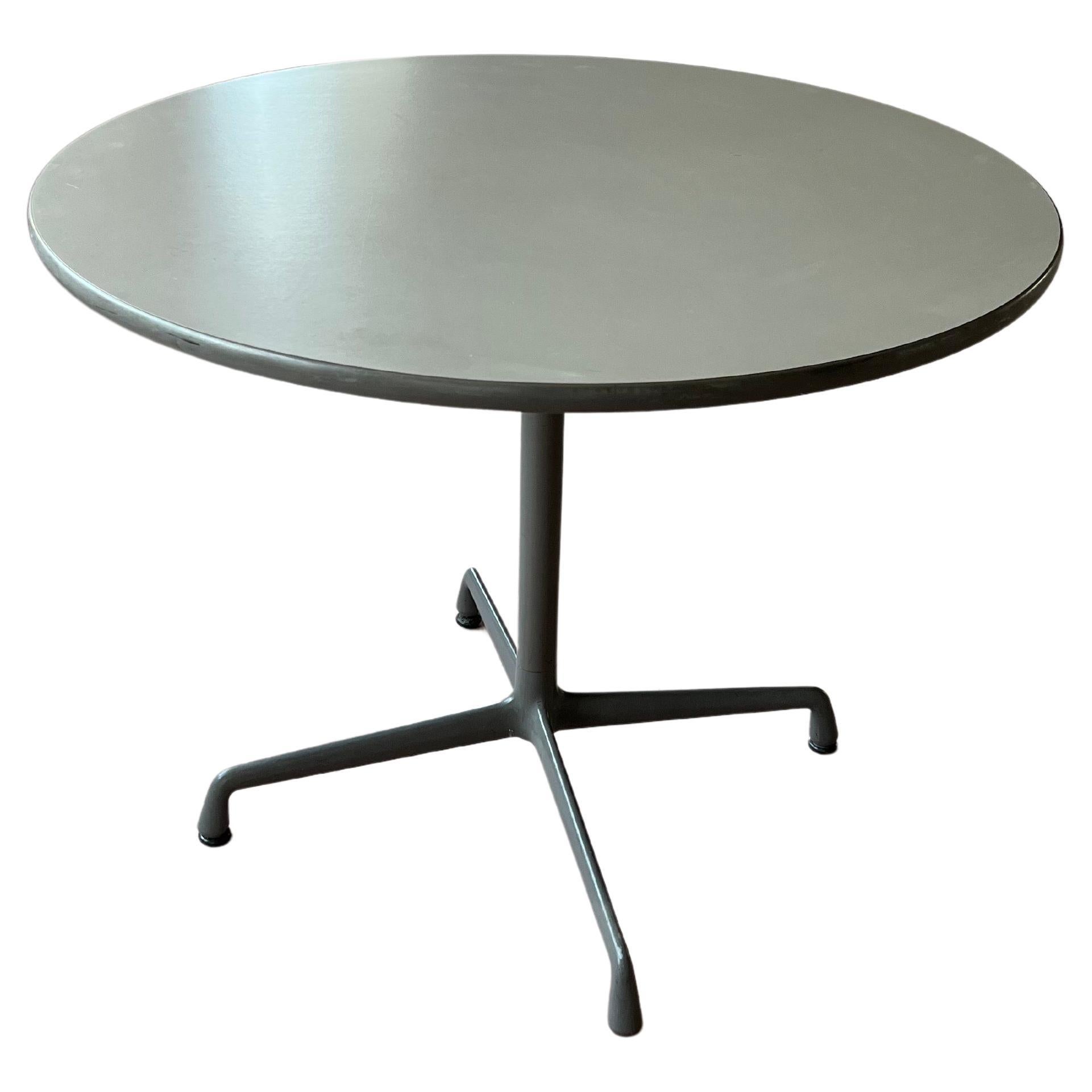 Eames Table for Herman Miller For Sale at 1stDibs