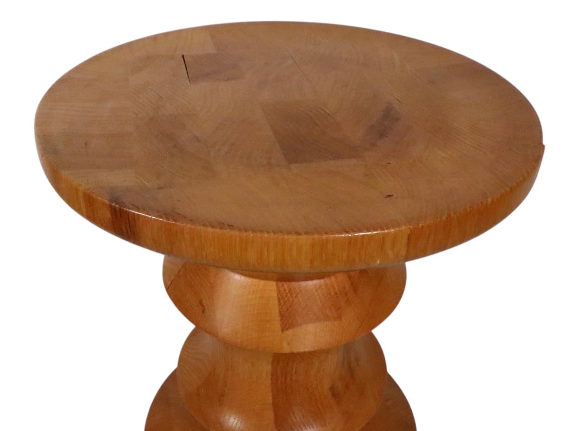 Taburete Eames Time Life Apple Core A de madera torneada c. 1970's en venta 3