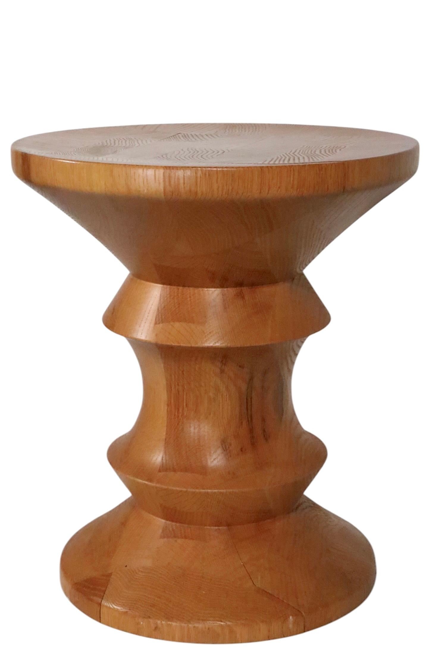 Taburete Eames Time Life Apple Core A de madera torneada c. 1970's Madera en venta