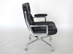 Eames Time Life Chair