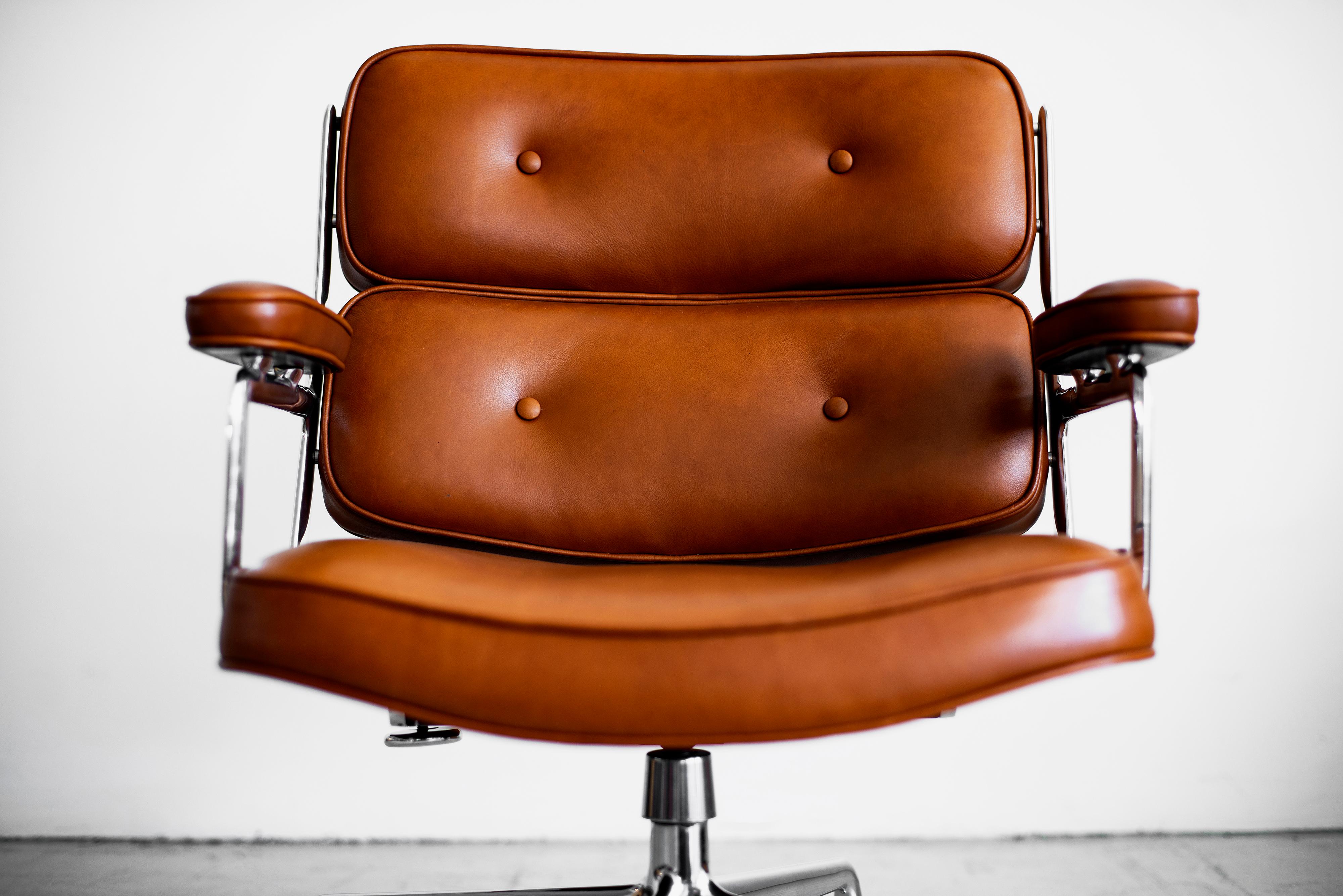 Mid-20th Century Eames Time Life Chair