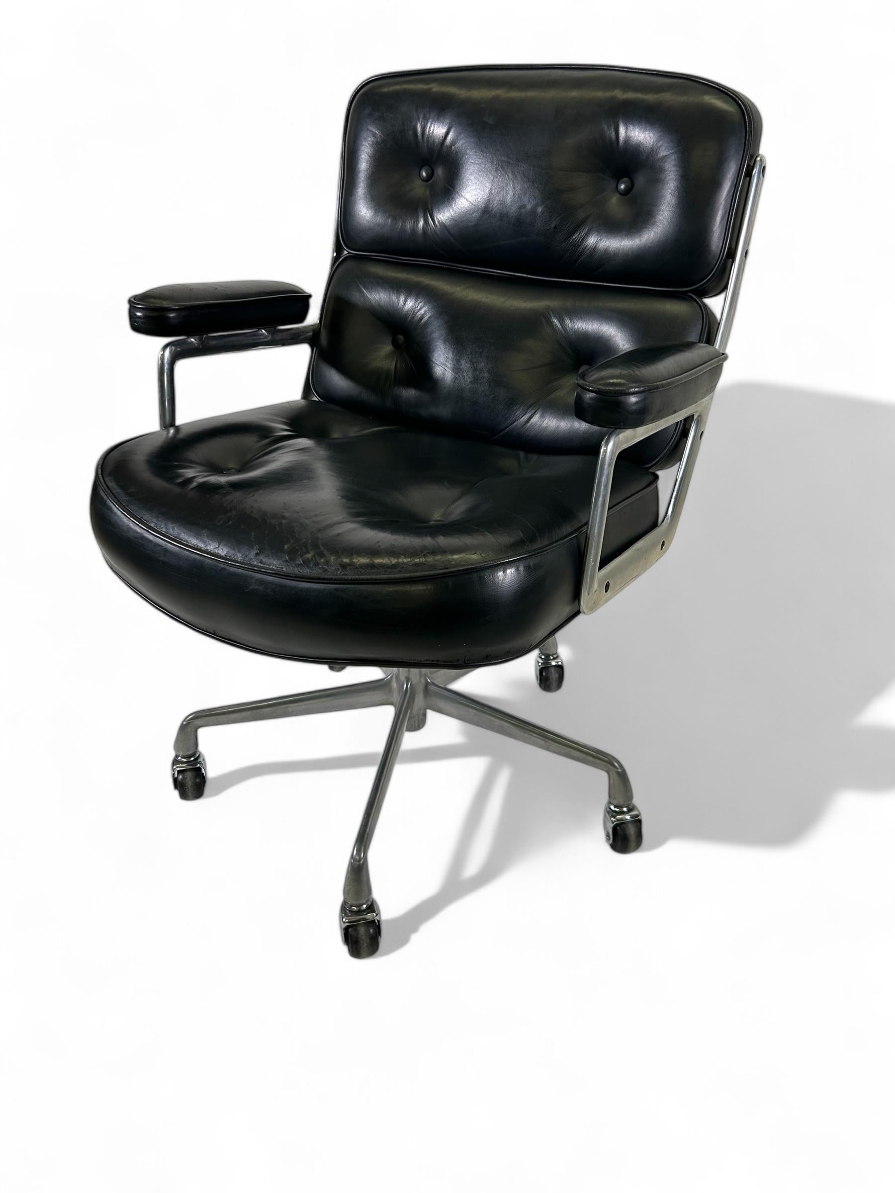 American Eames Time Life Chair in Black Leather for Herman Miller, 1980s USA For Sale