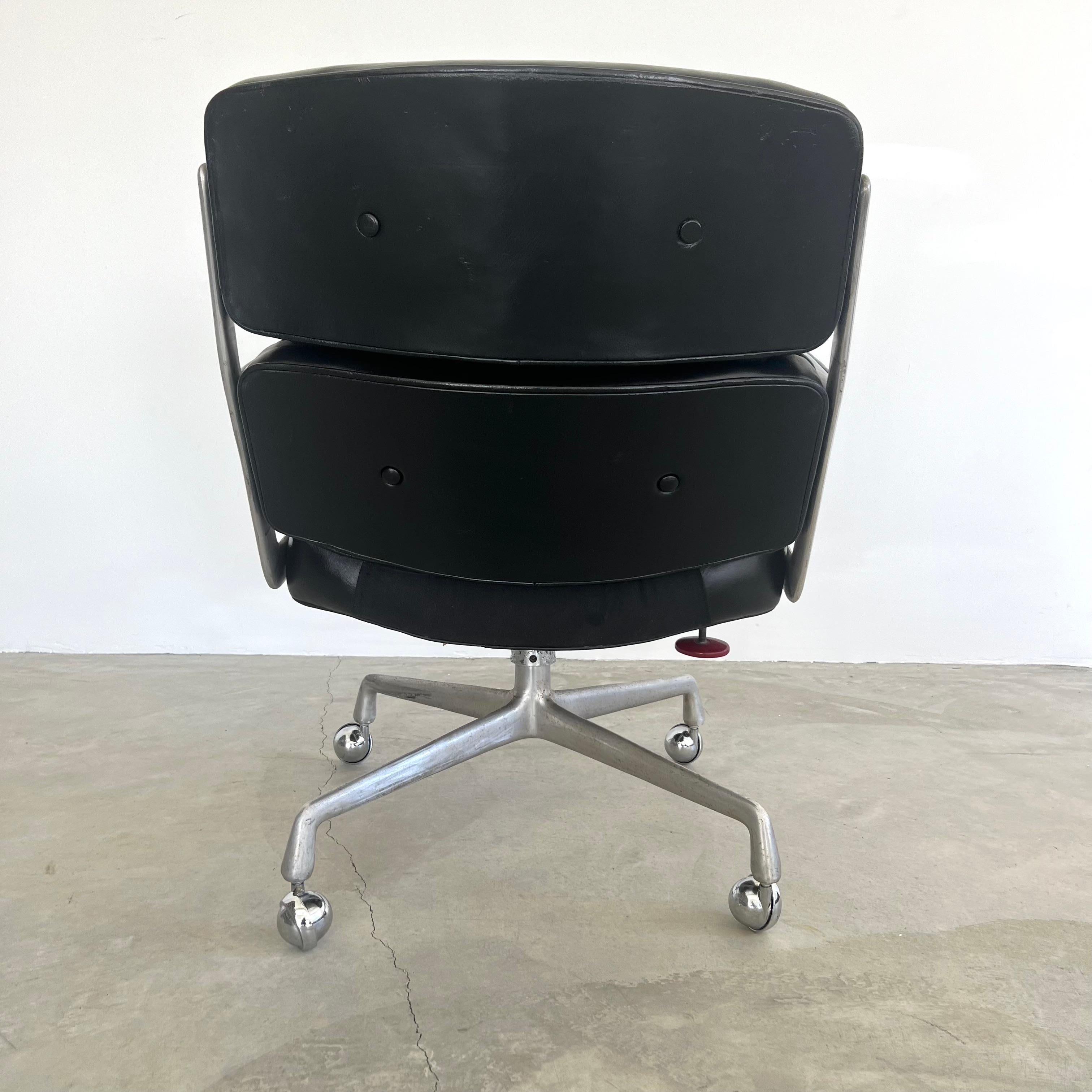 Aluminum Eames Time Life Chair in Black Leather for Herman Miller, 1980s USA For Sale