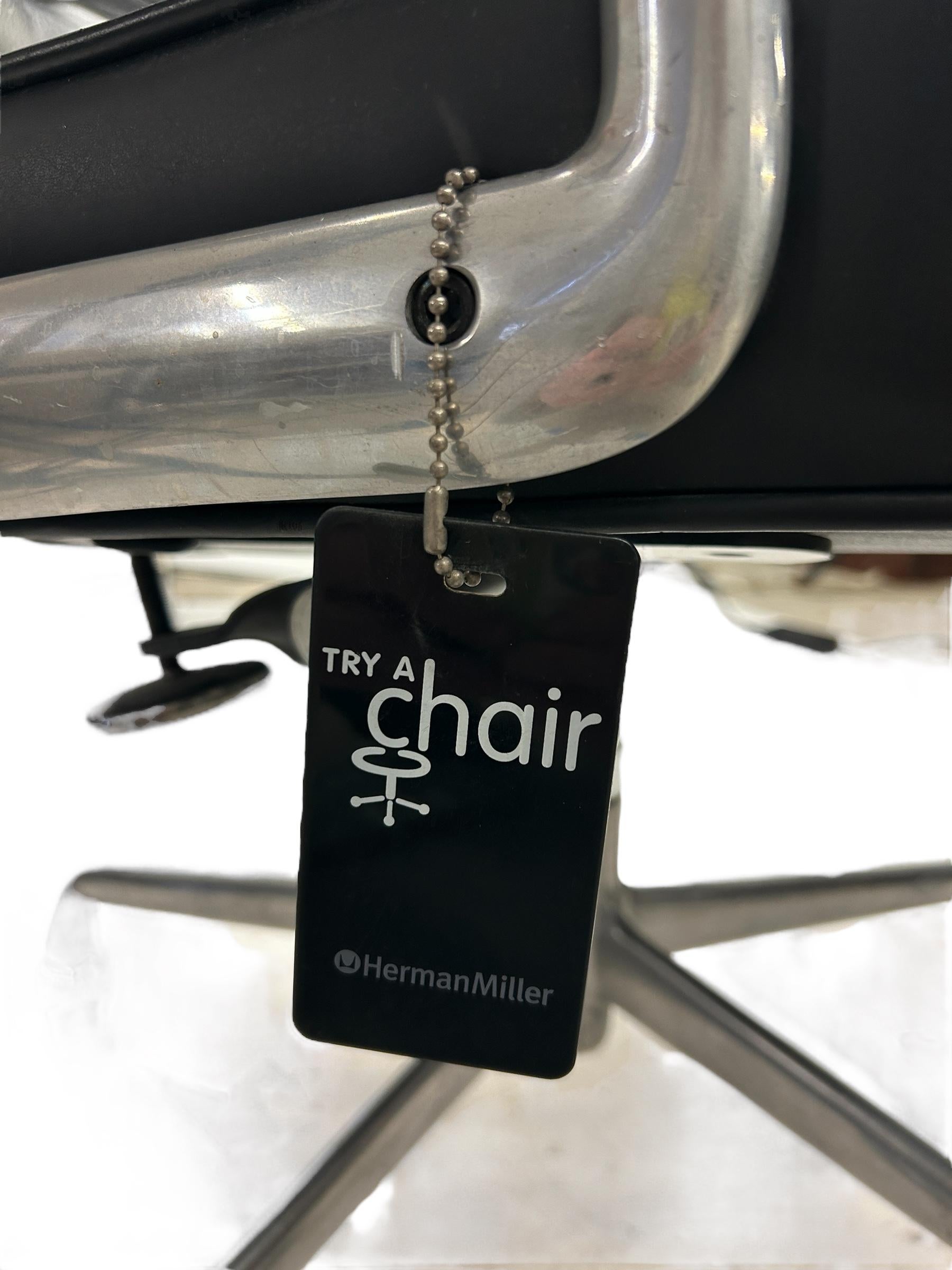Aluminum Eames Time Life Chair in Black Leather for Herman Miller, 1980s USA For Sale