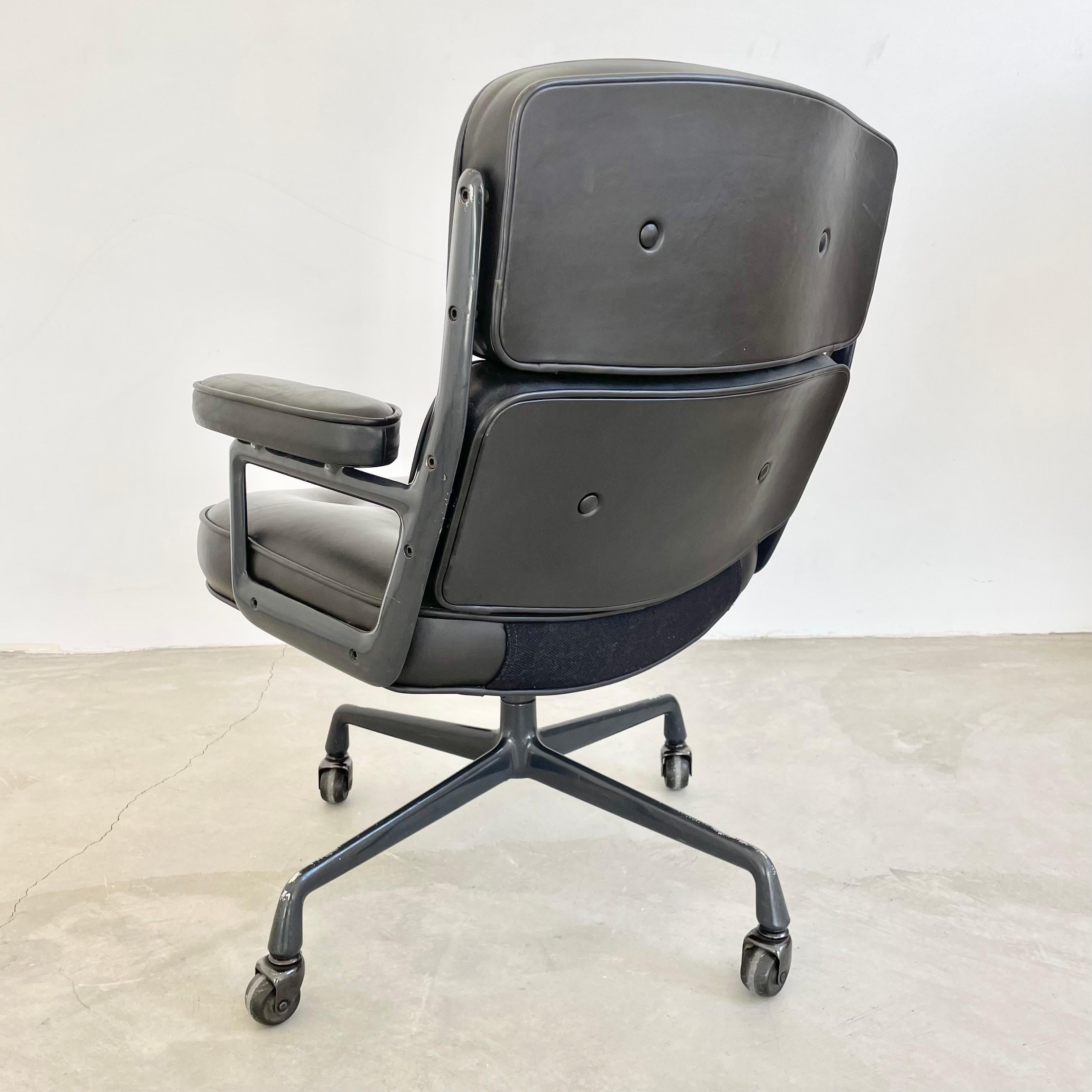 Aluminum Eames Time Life Chair in Black Leather for Herman Miller, 1984 USA