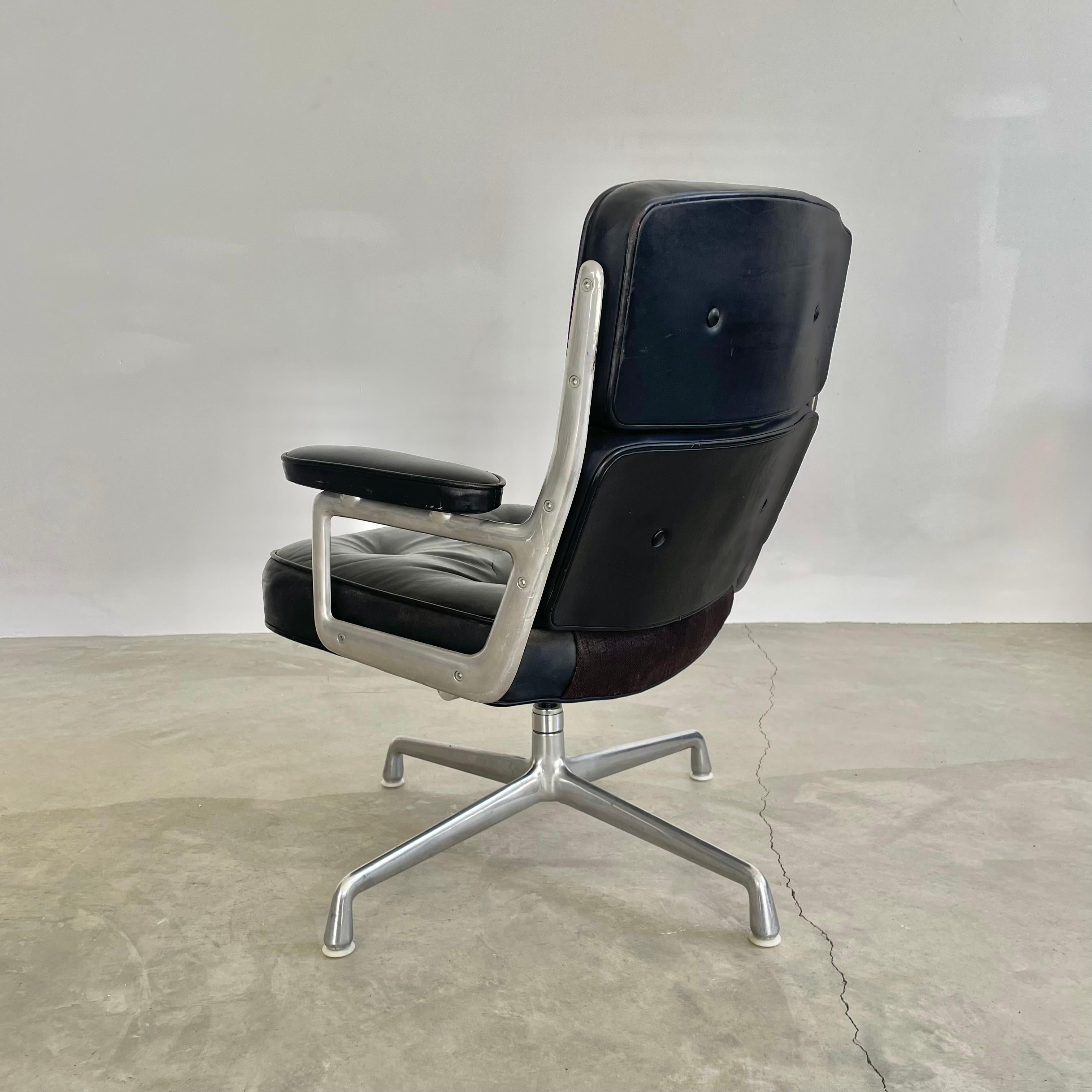 Aluminum Eames Time Life Chair in Black Leather for Herman Miller, 1990s USA