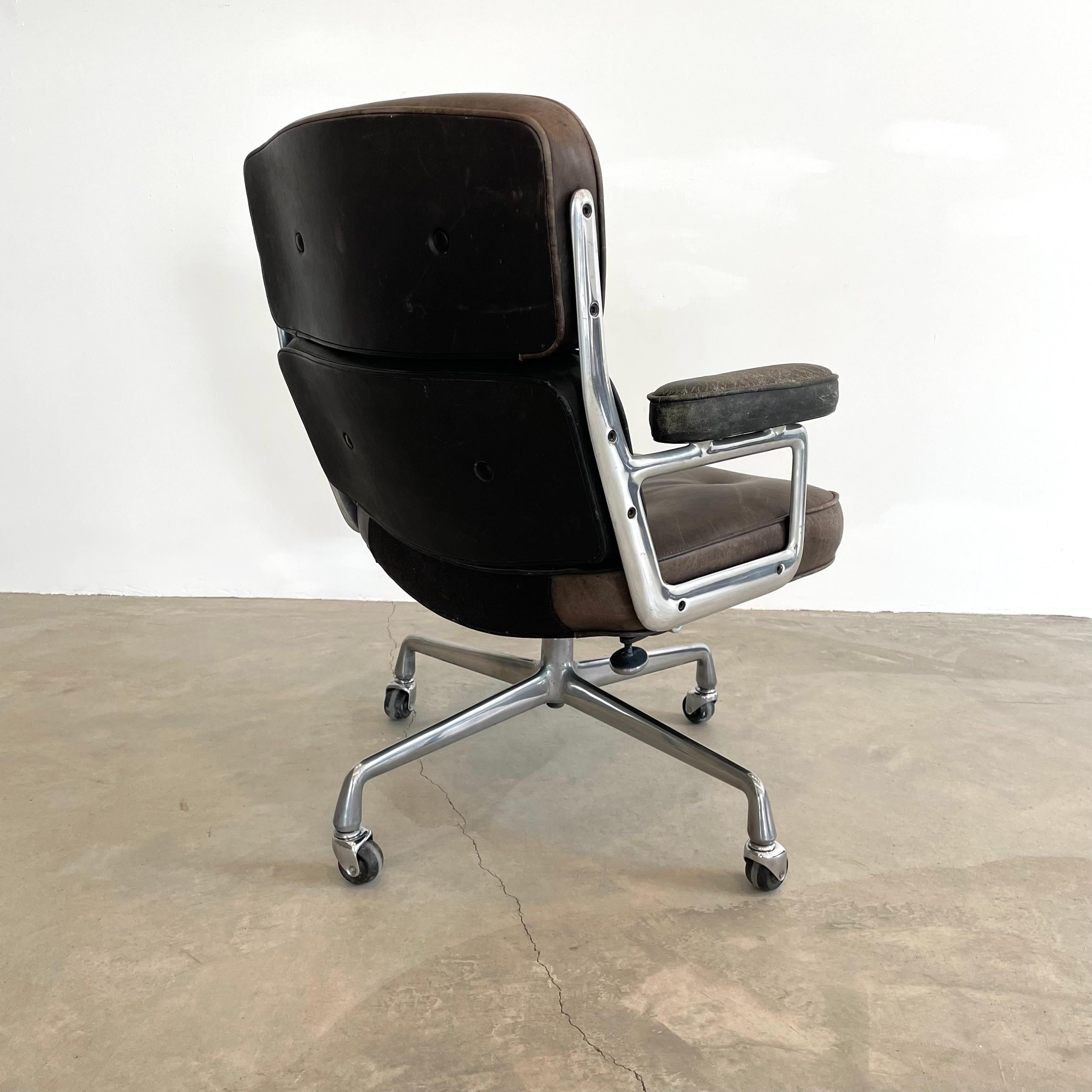 Aluminum Eames Time Life Chair in Brown and Black Leather for Herman Miller, 1984 USA