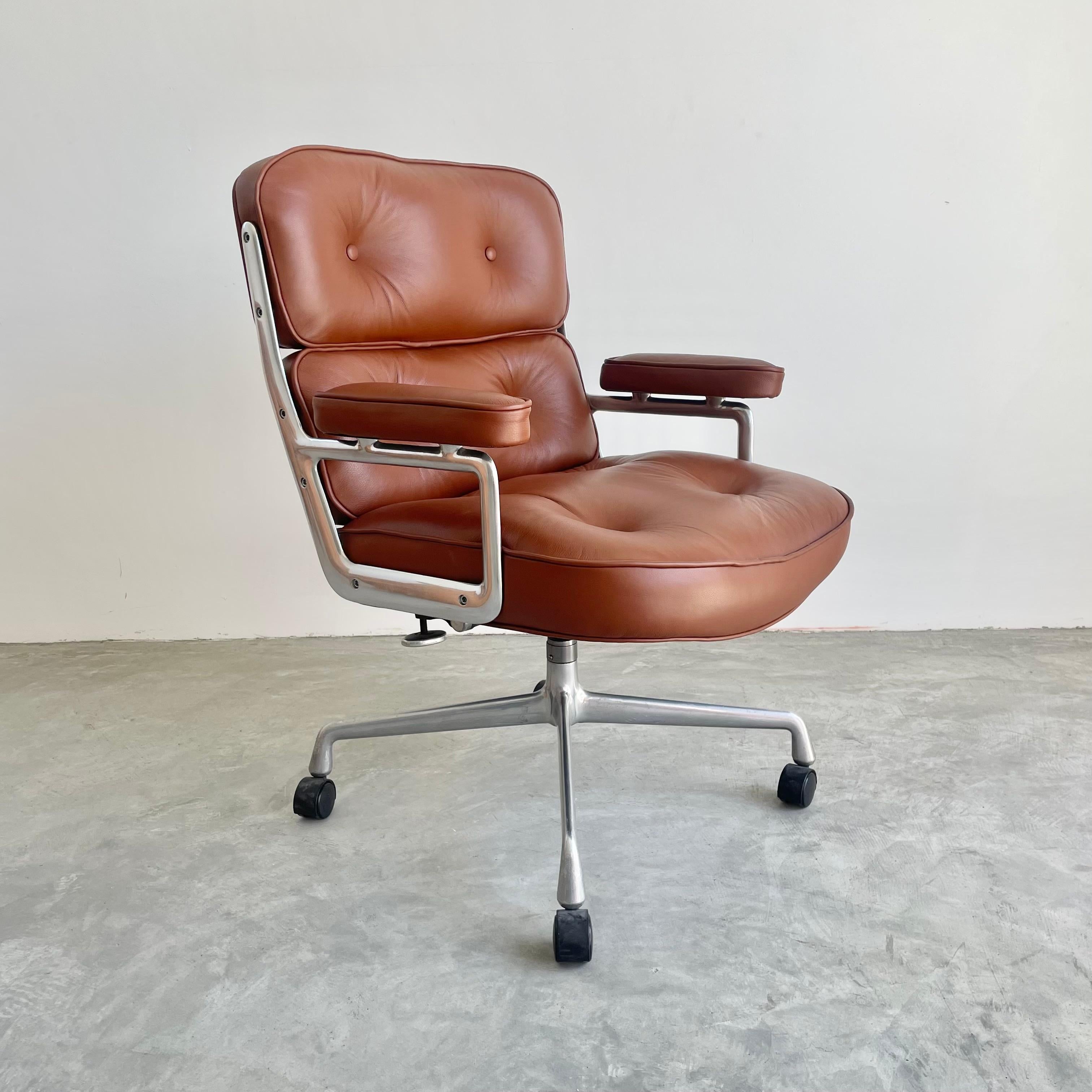 Mid-Century Modern Eames Time Life Chair in Brown Leather for Herman Miller, 1984 USA