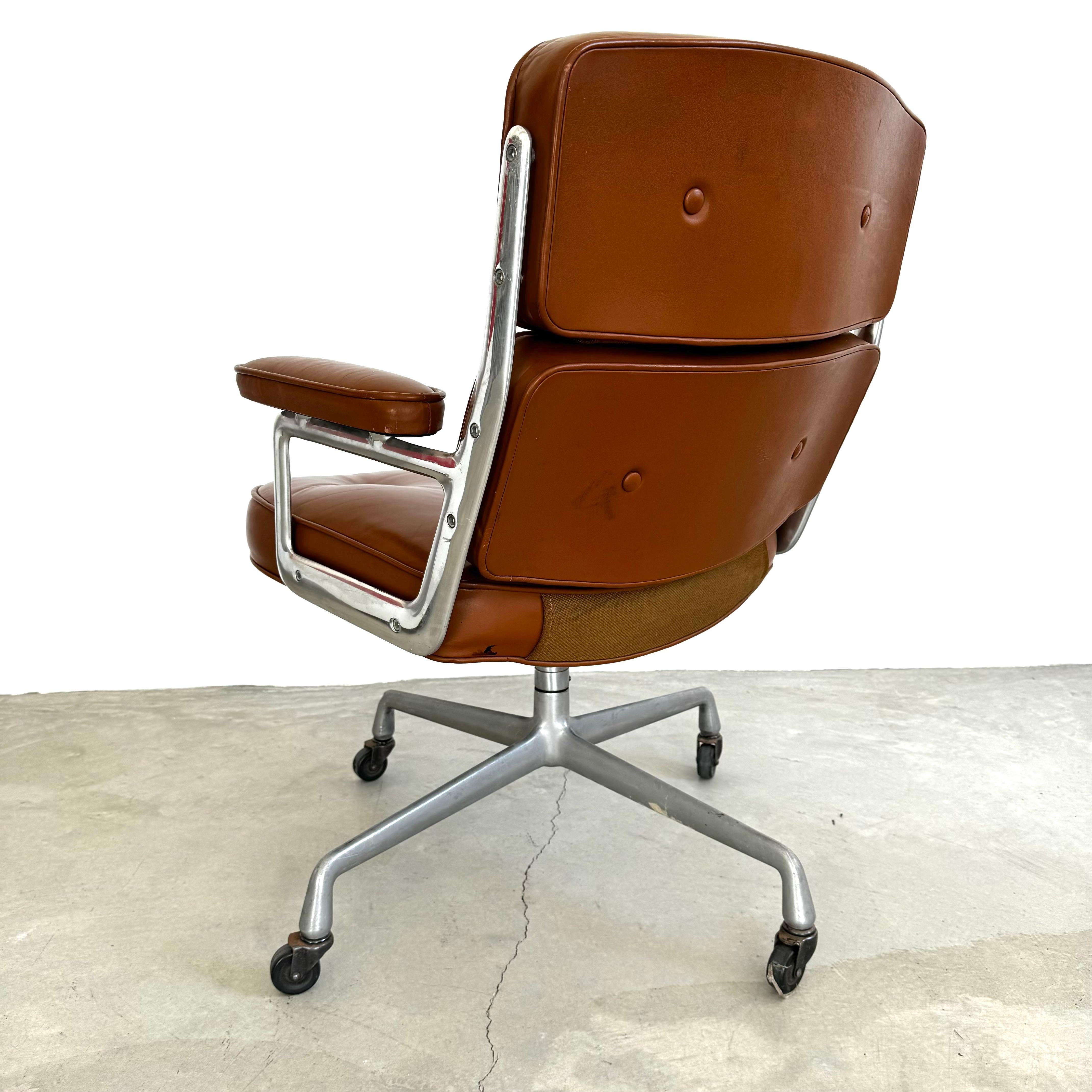 Eames Time Life Chair in Butterscotch Leather for Herman Miller, 1976 USA In Good Condition In Los Angeles, CA