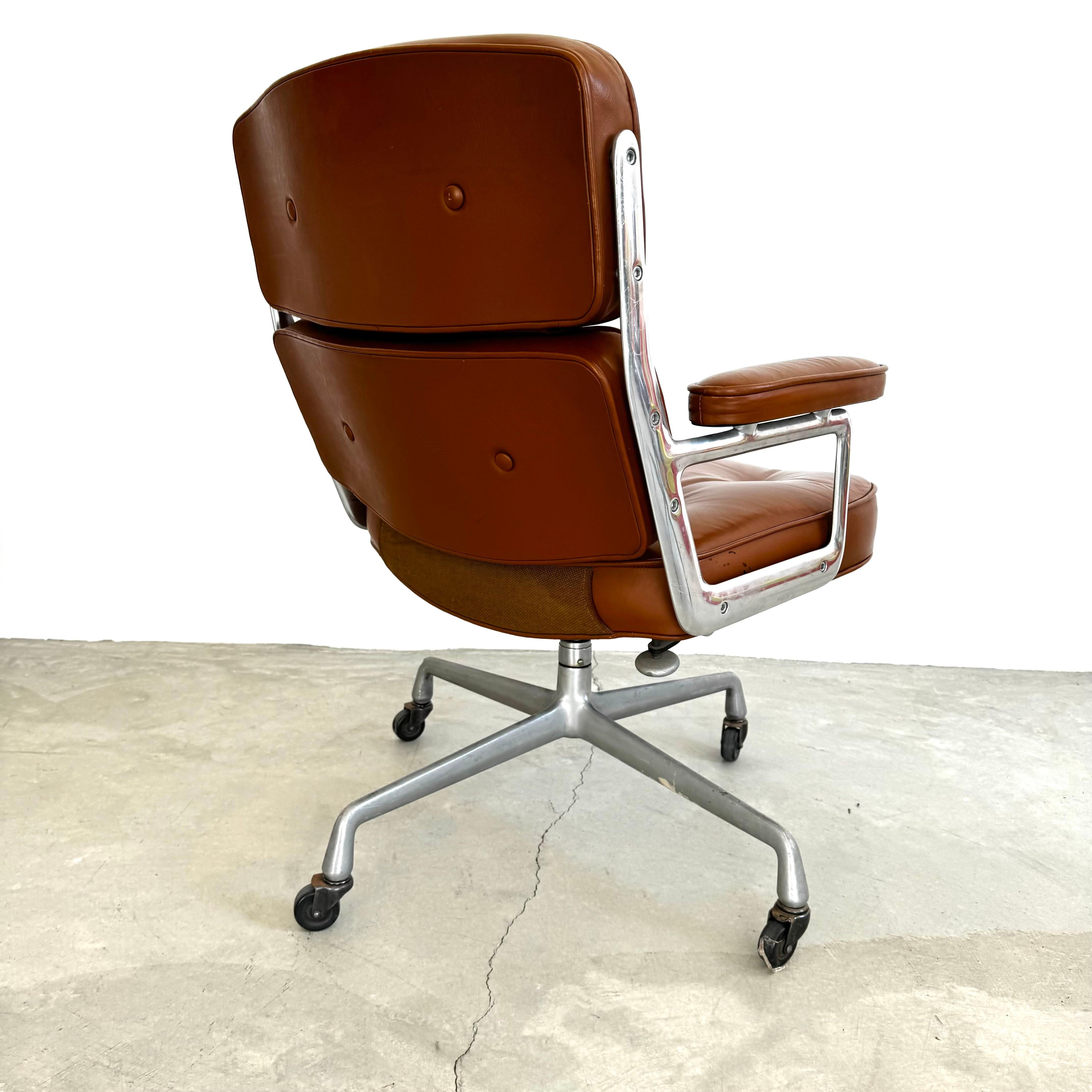 Aluminum Eames Time Life Chair in Butterscotch Leather for Herman Miller, 1976 USA