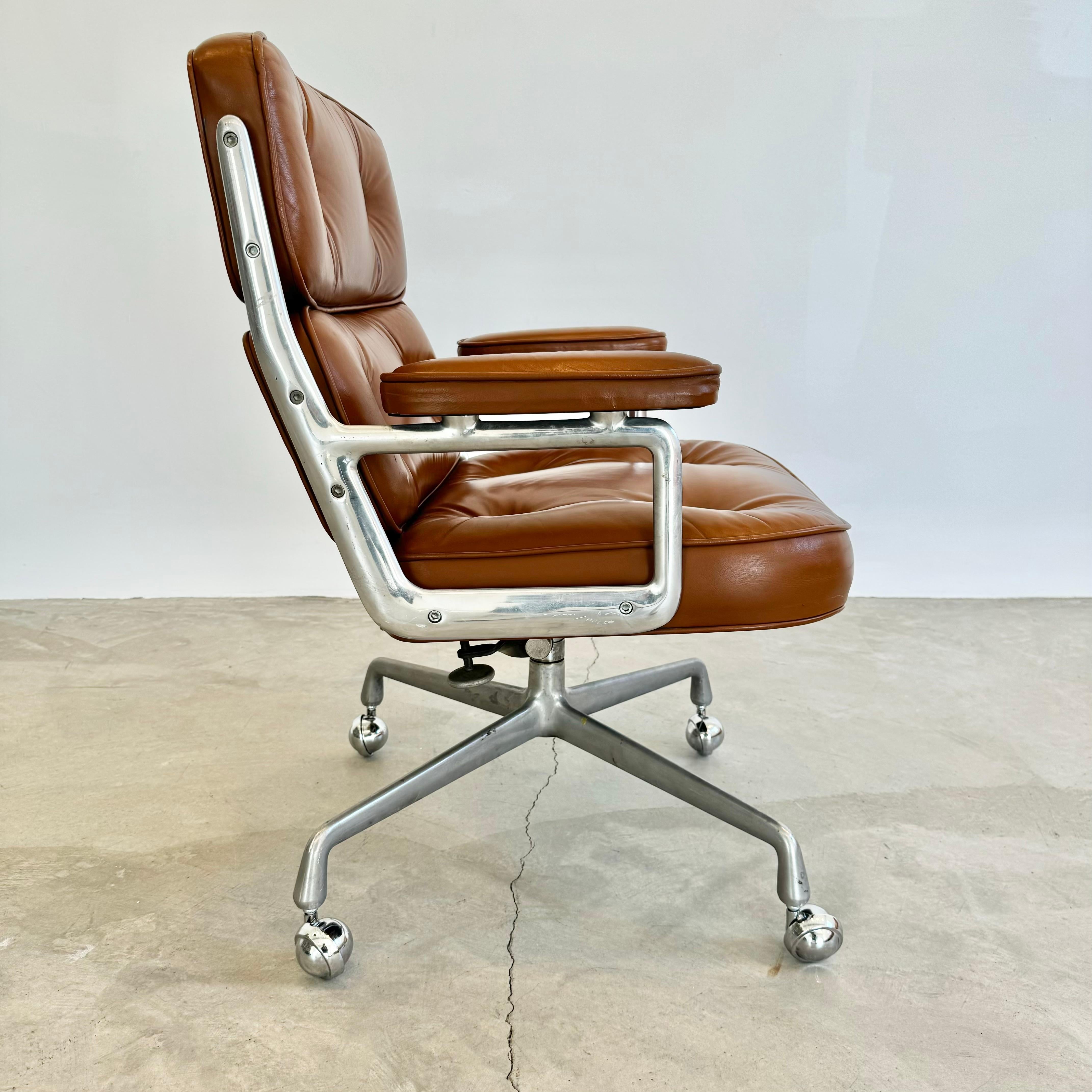 Aluminum Eames Time Life Chair in Butterscotch Leather for Herman Miller, 1977 USA