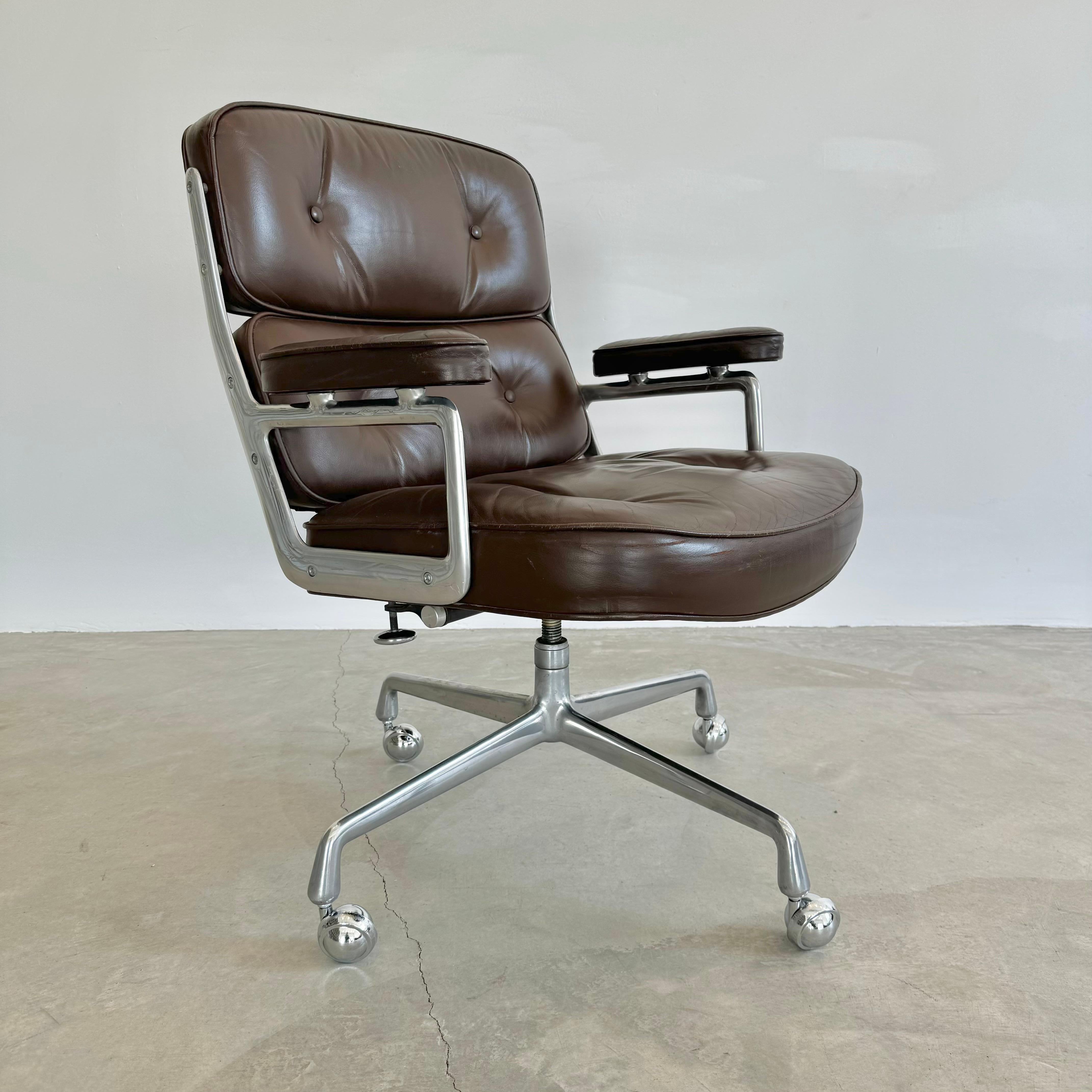 Late 20th Century Eames Time Life Chair in Chocolate Leather for Herman Miller, 1978 USA For Sale