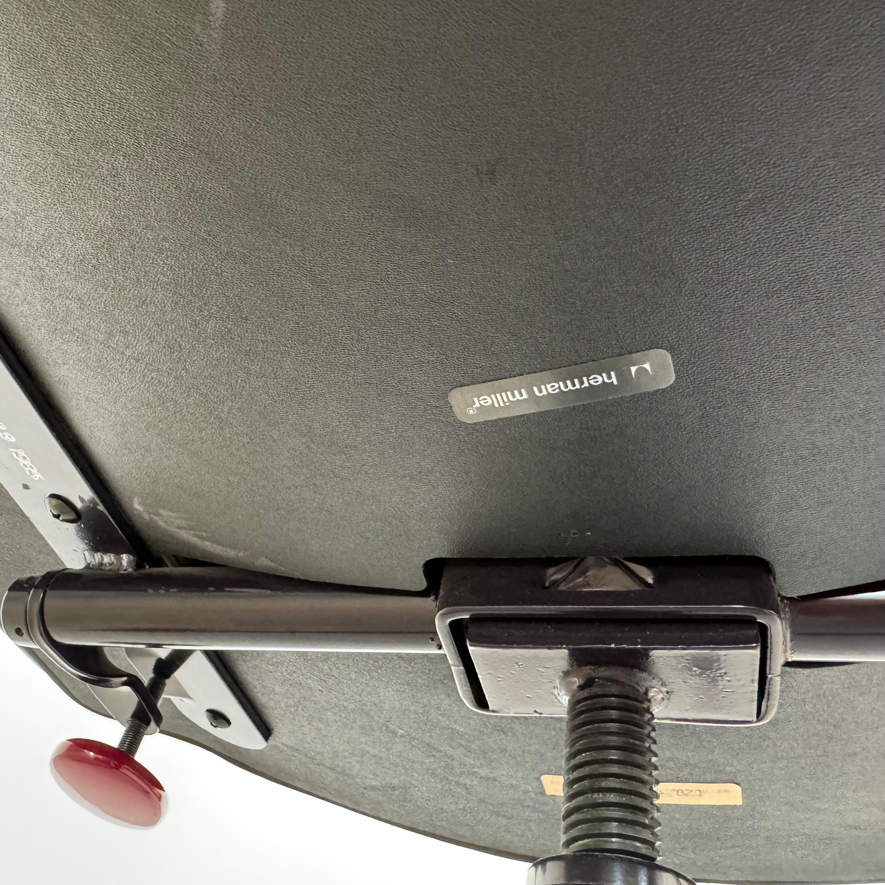 Eames Time Life Chair in Eggplant Leather for Herman Miller, 1985 USA For Sale 12