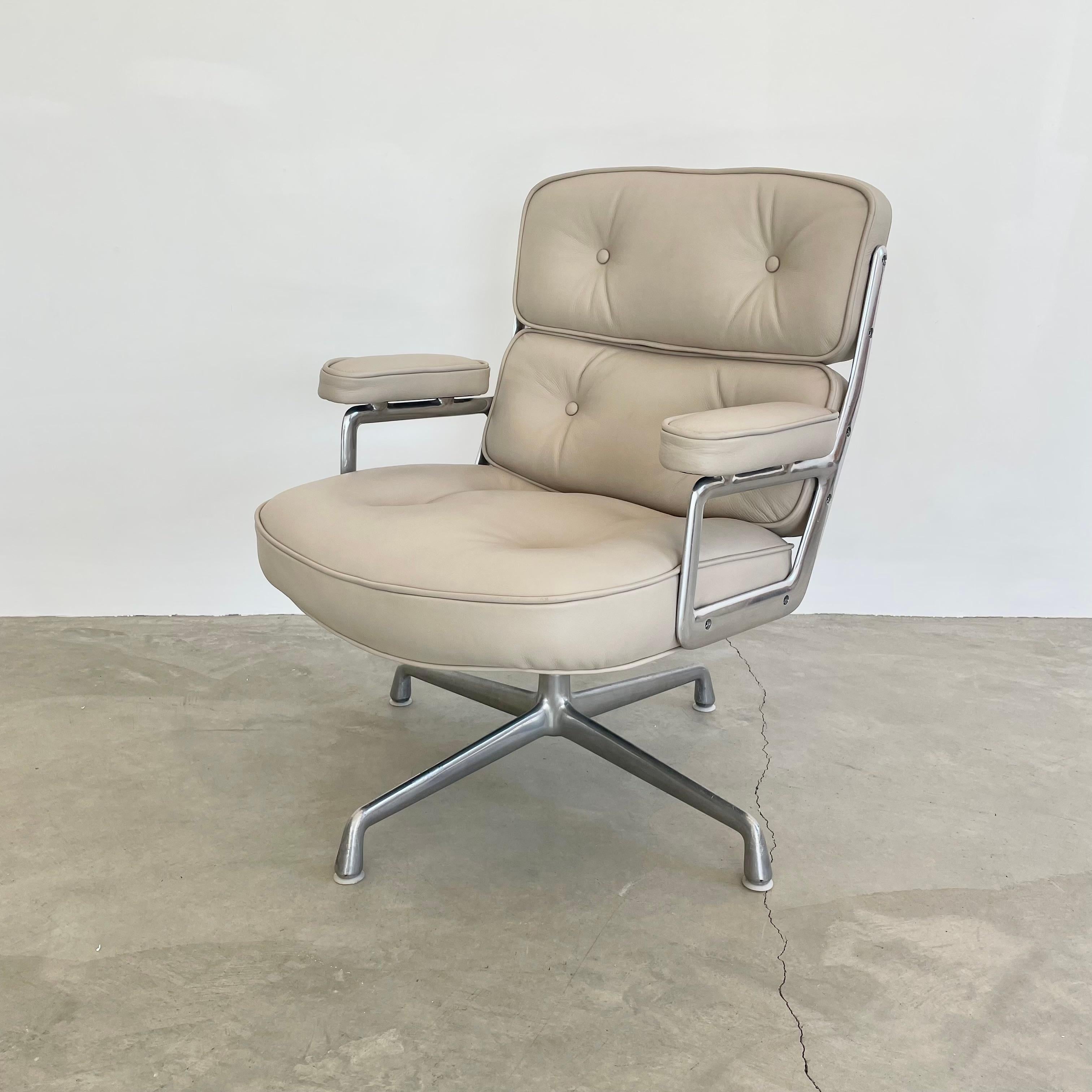 Chaise Eames Time Life en cuir gris pour Herman Miller, années 1980 en vente 1