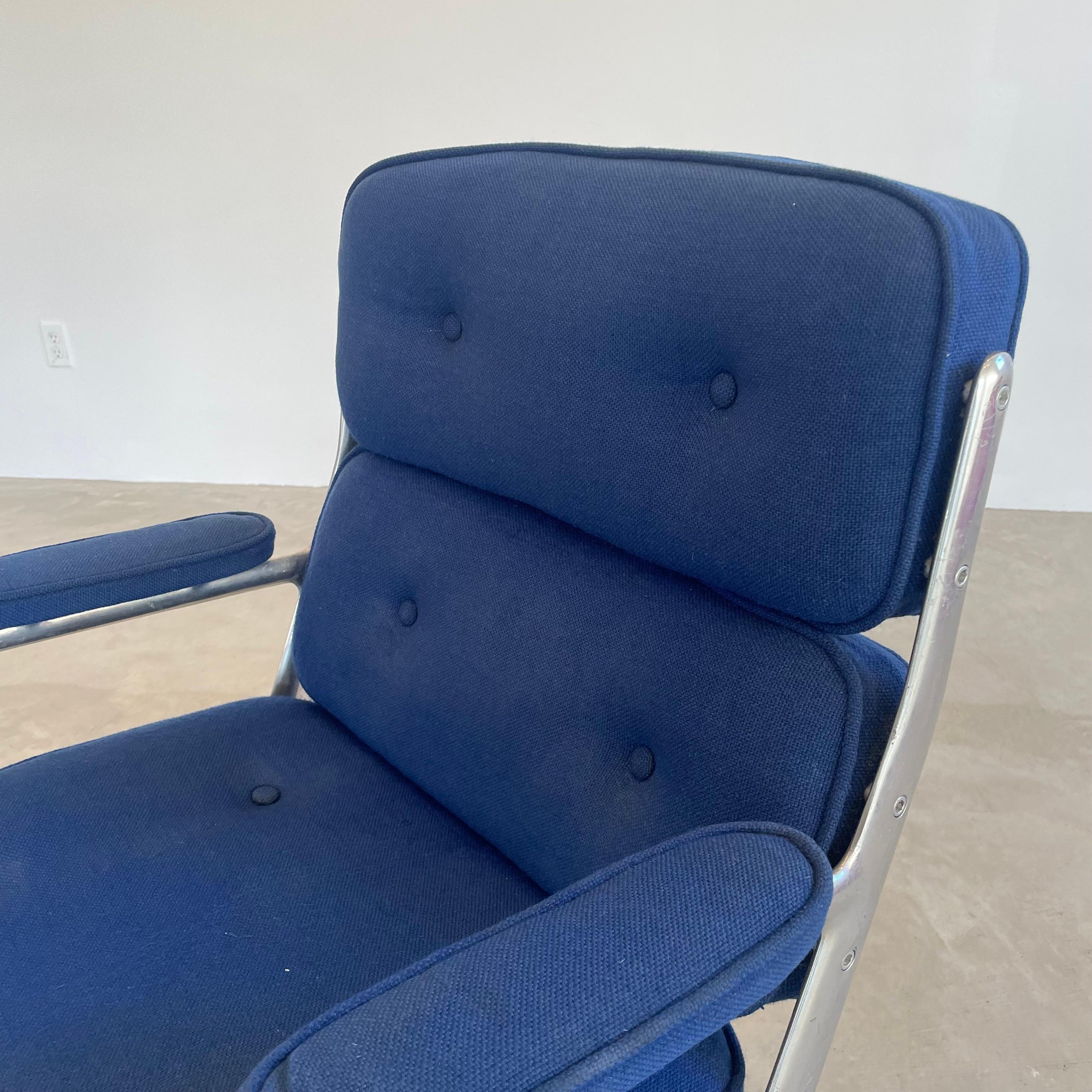 Eames Time Life Chair in Navy Blue Burlap for Herman Miller, 1978 USA For Sale 7
