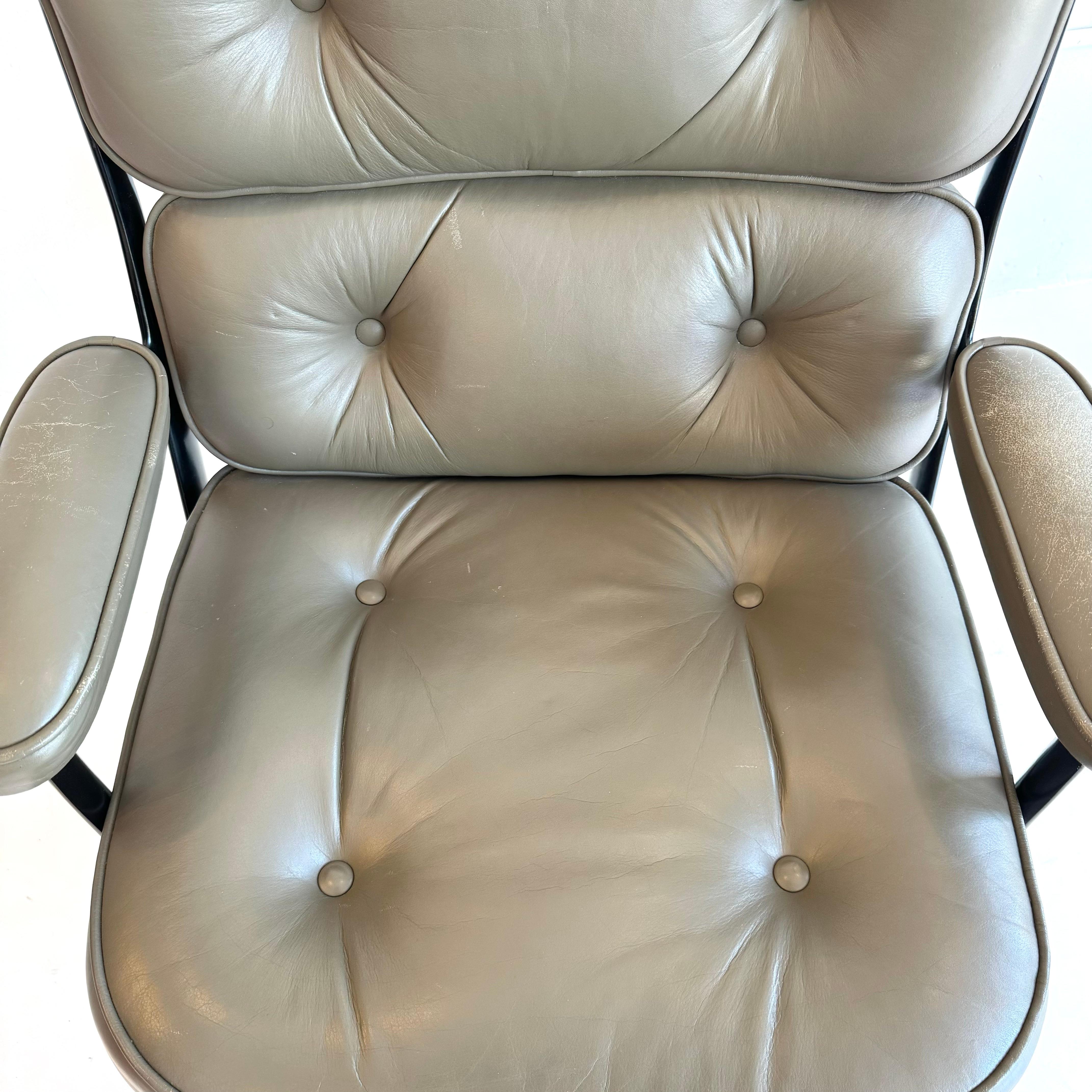 Silla Eames Time Life de piel de olivo para Herman Miller, c. 1984 EE.UU. 3