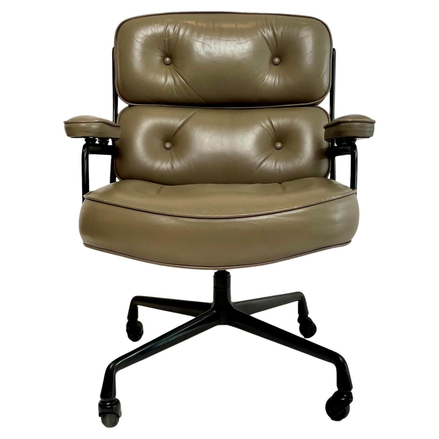 Eames Time Life Chair in Olive Leather for Herman Miller, c. 1984 USA
