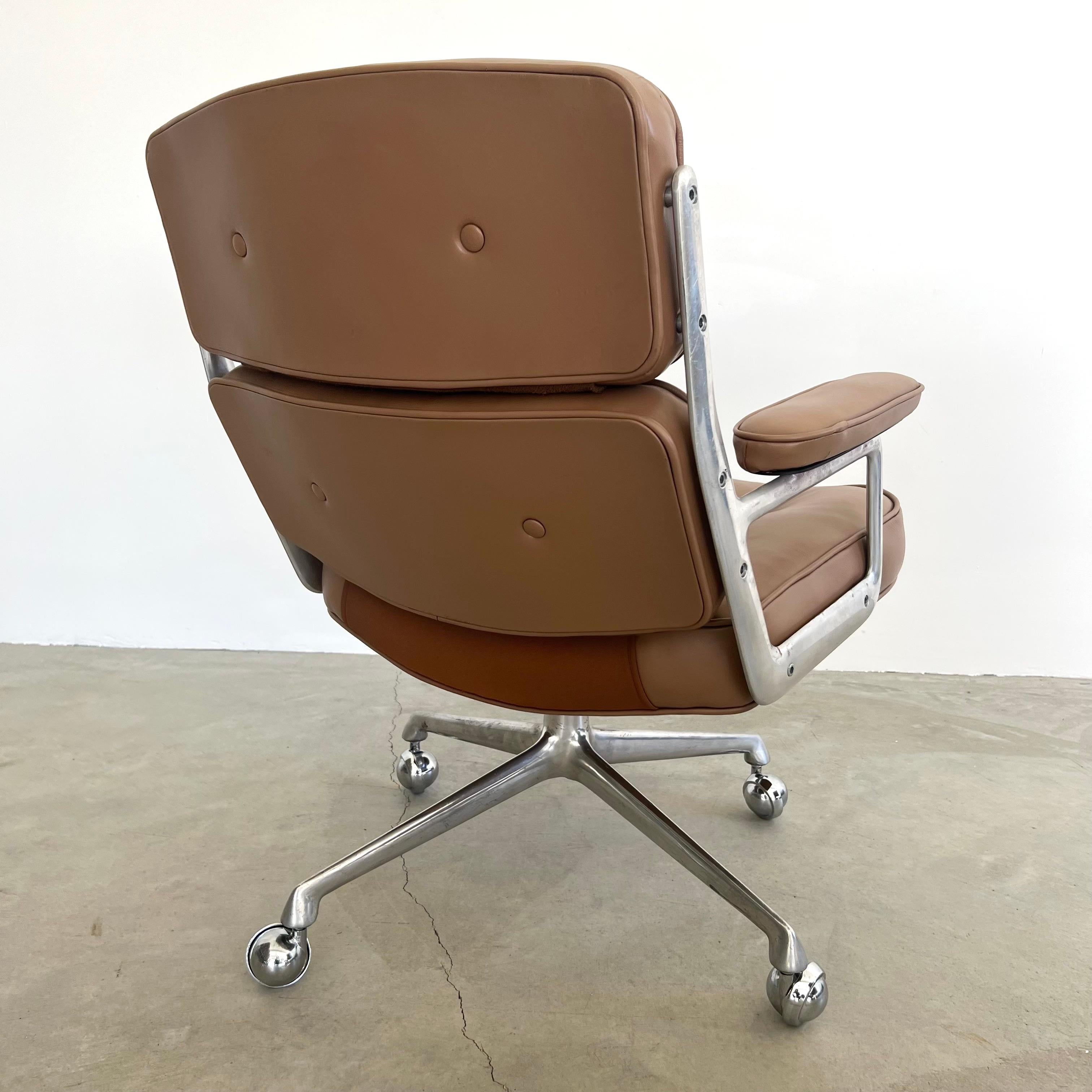 American Eames Time Life Chair in Tan Leather for Herman Miller, 1980s USA For Sale