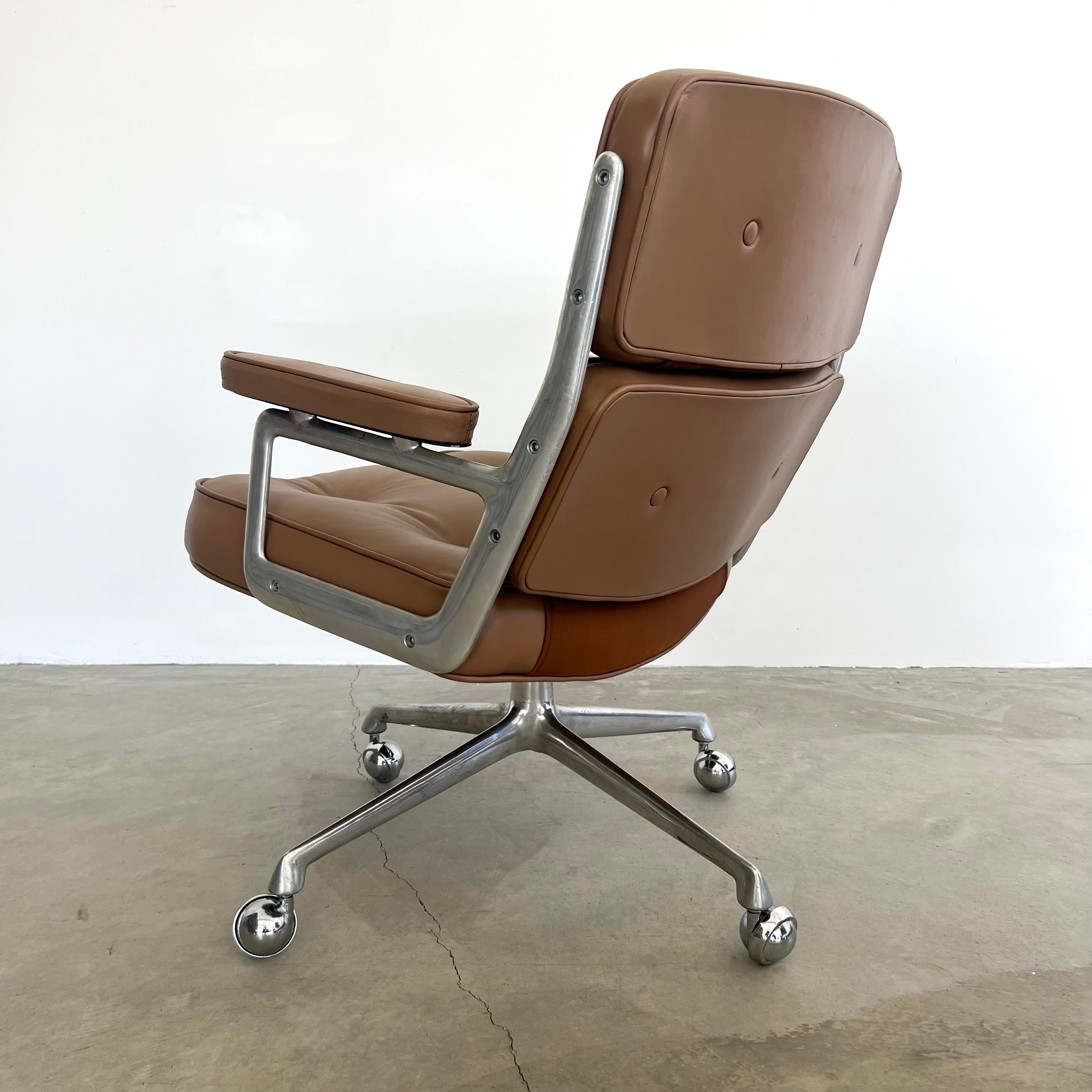 Aluminum Eames Time Life Chair in Tan Leather for Herman Miller, 1980s USA For Sale