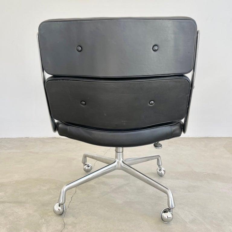 Eames Time Life Lobby-Stuhl aus schwarzem Leder für Herman Miller, 1983 USA 2