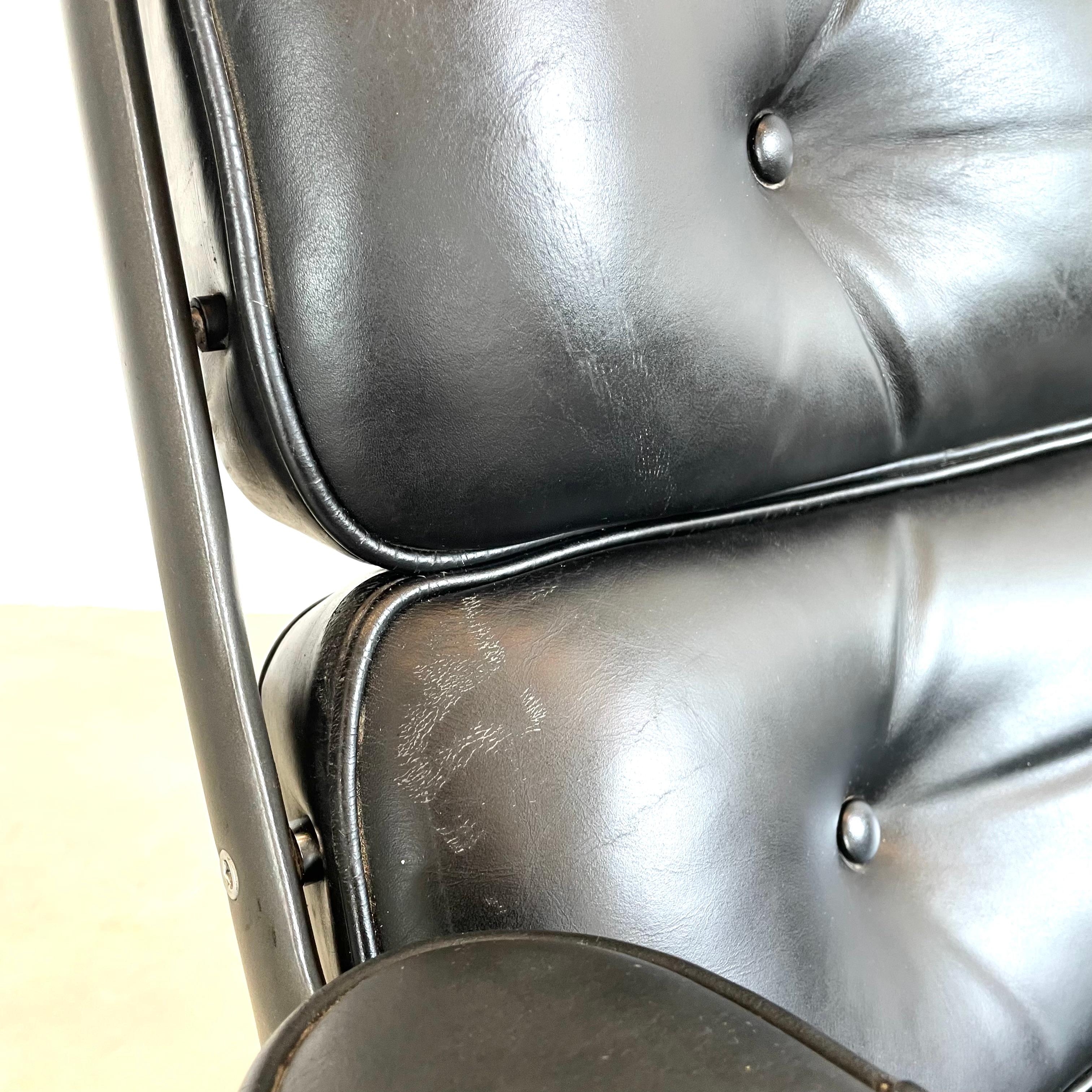 Eames Time Life Lobby Lounge Chair in Black Leather for Herman Miller, 1980s USA For Sale 4