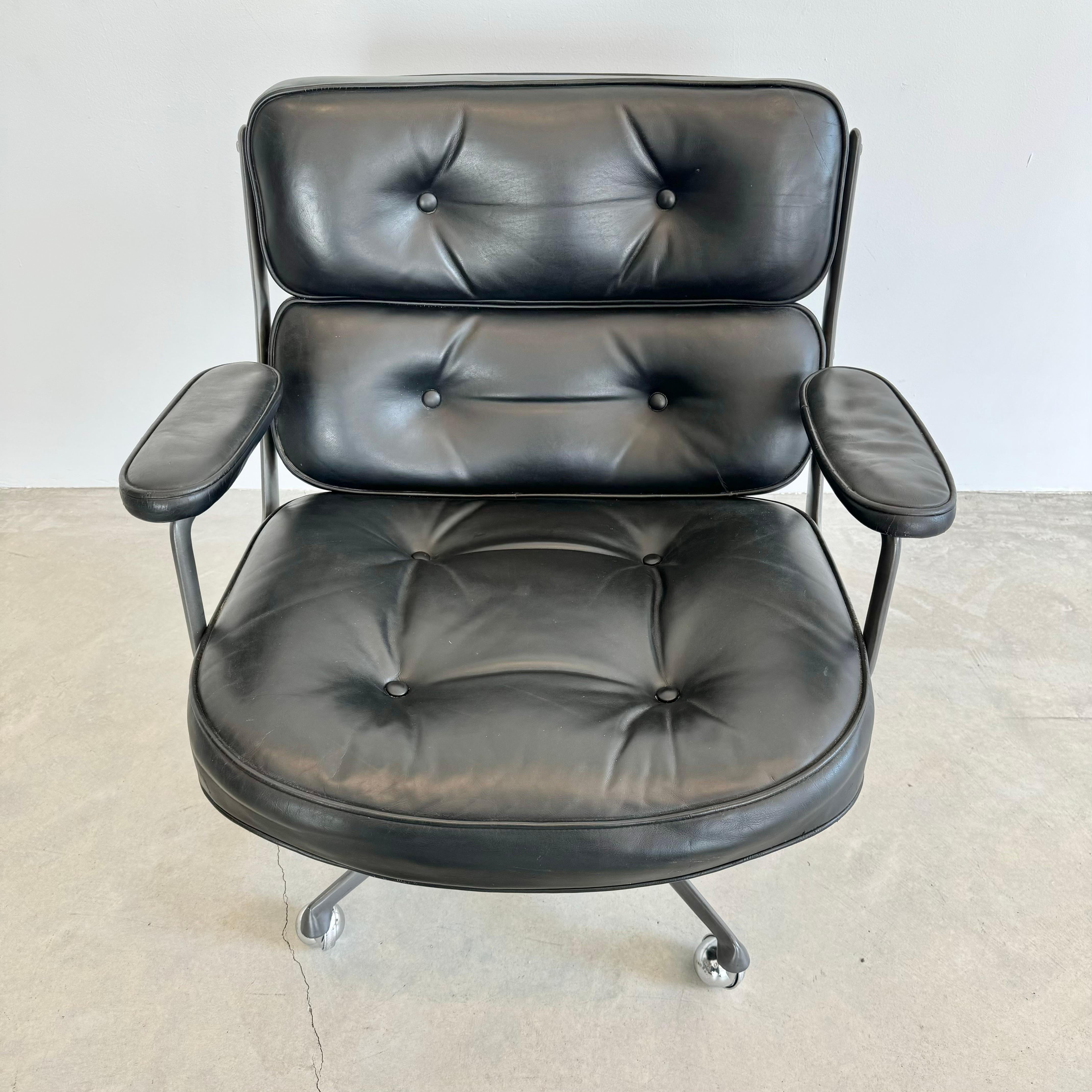 Eames Time Life Lobby Lounge Chair in Black Leather for Herman Miller, 1980s USA For Sale 1
