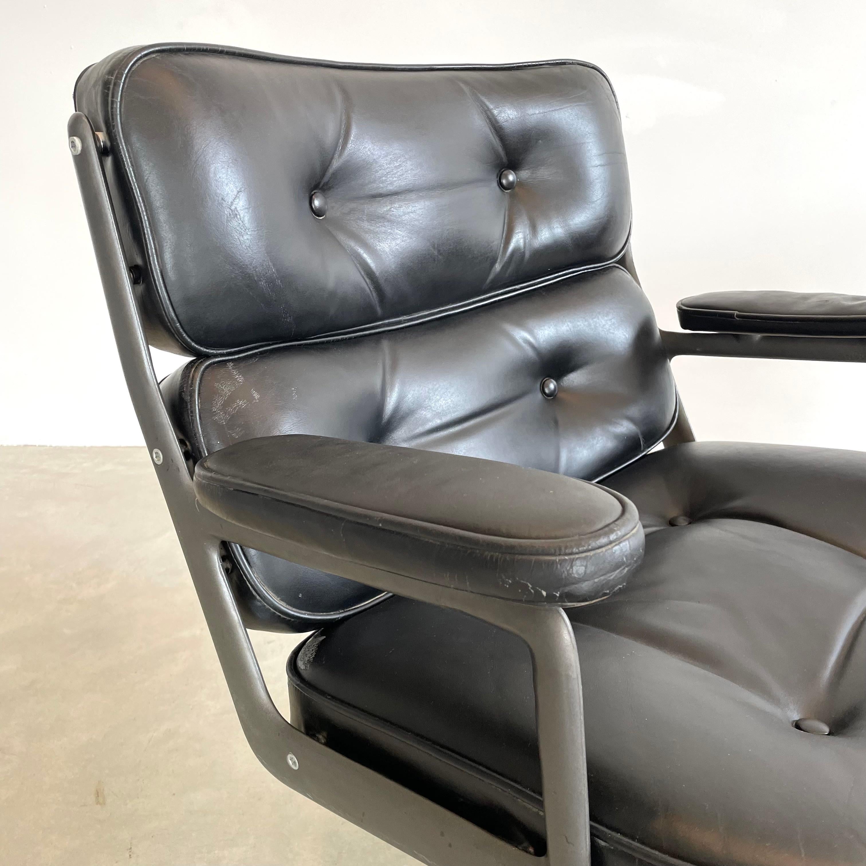 Eames Time Life Lobby Lounge Chair in Black Leather for Herman Miller, 1980s USA For Sale 6