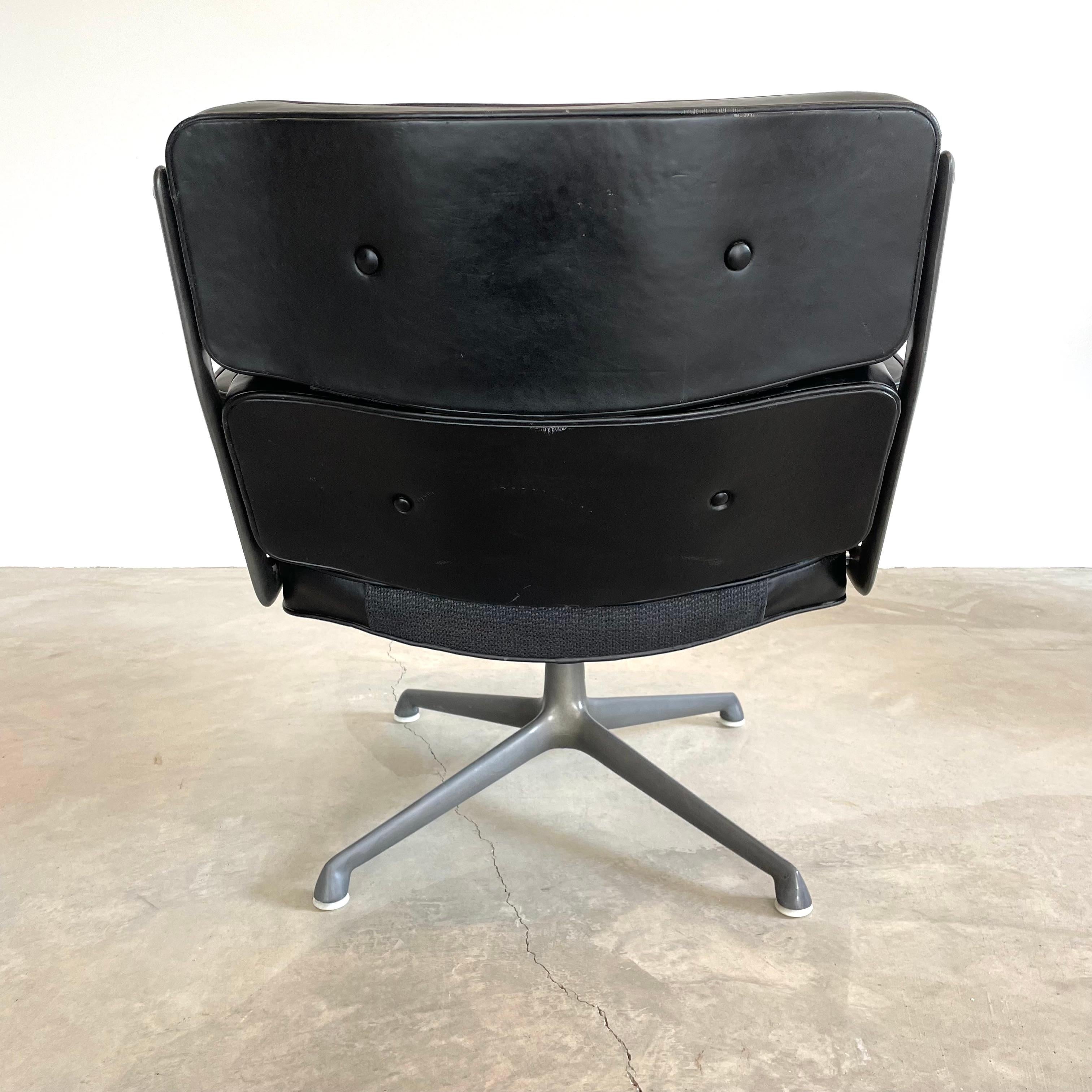 Fin du 20e siècle Chaise longue Eames Time Life Lobby en cuir noir pour Herman Miller, années 1980 USA en vente