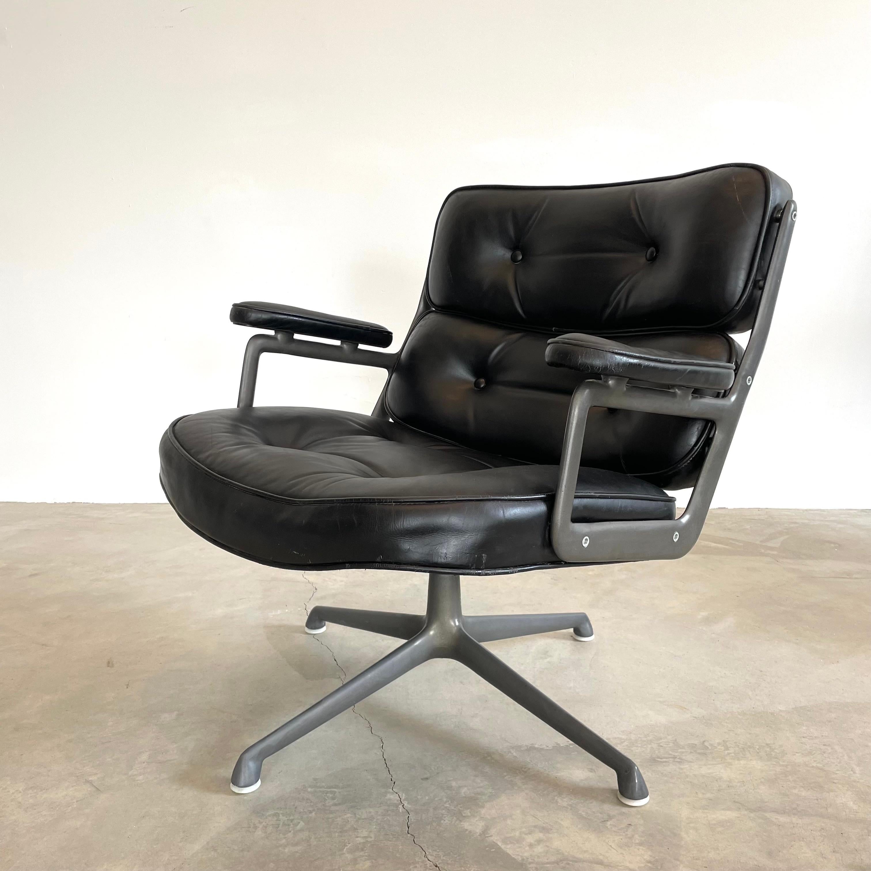 Eames Time Life Lobby Lounge Chair in Black Leather for Herman Miller, 1980s USA For Sale 1