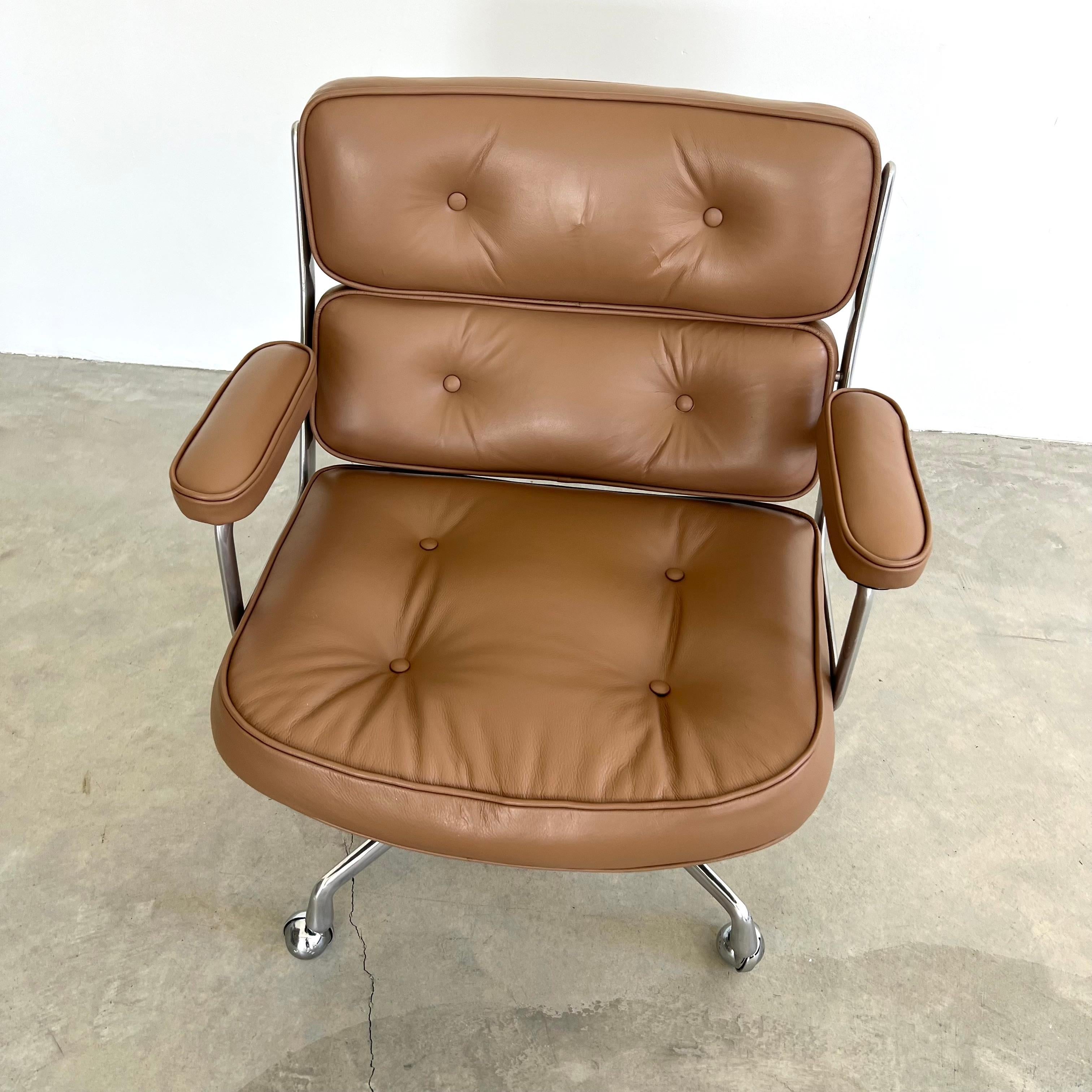 Eames Time Life Lobby Lounge Chair in Tan Leather for Herman Miller, 1980s USA 9