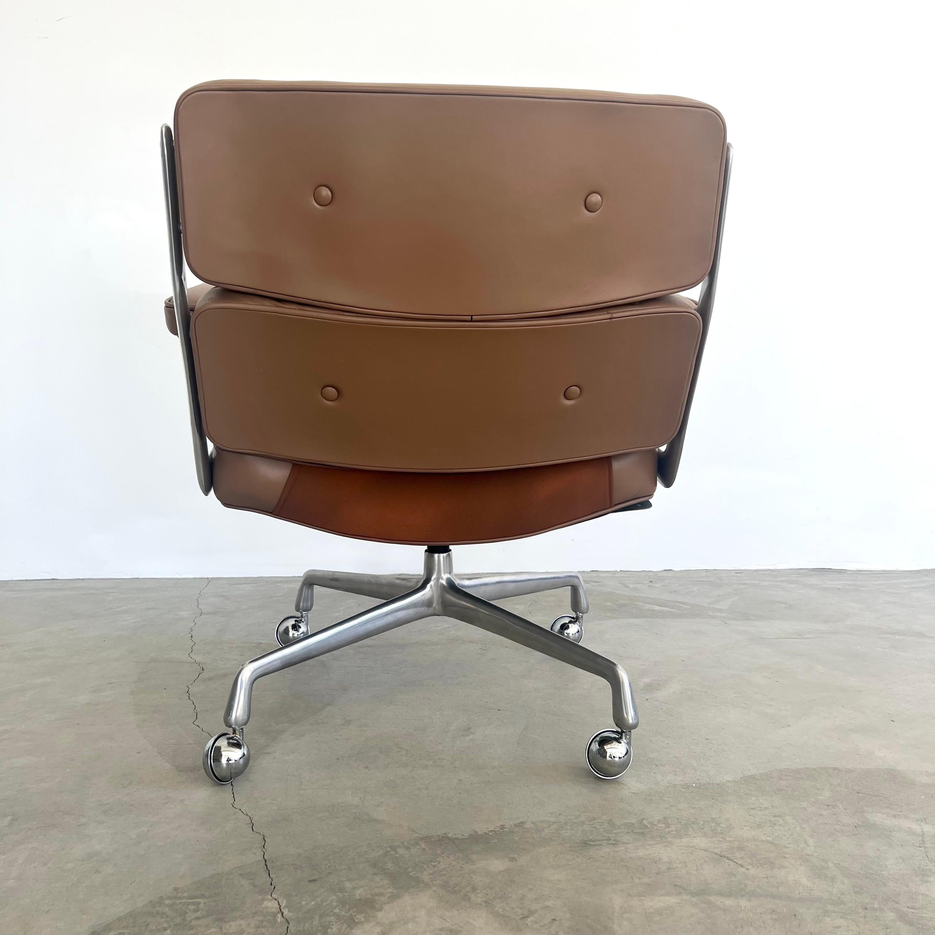 American Eames Time Life Lobby Lounge Chair in Tan Leather for Herman Miller, 1980s USA