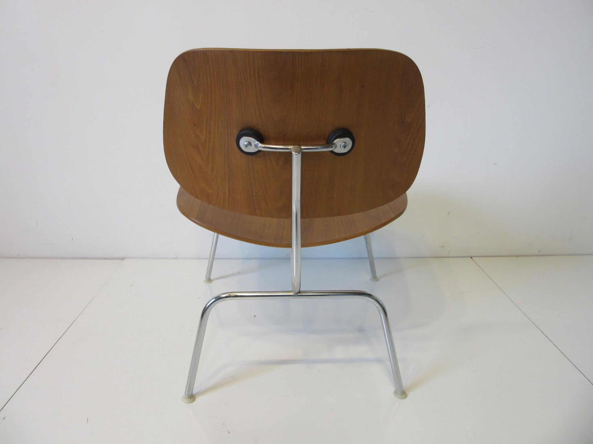 Mid-Century Modern Eames Walnut / Chrome LCM 'Lounge Chair Metal' for Herman Miller 'B'
