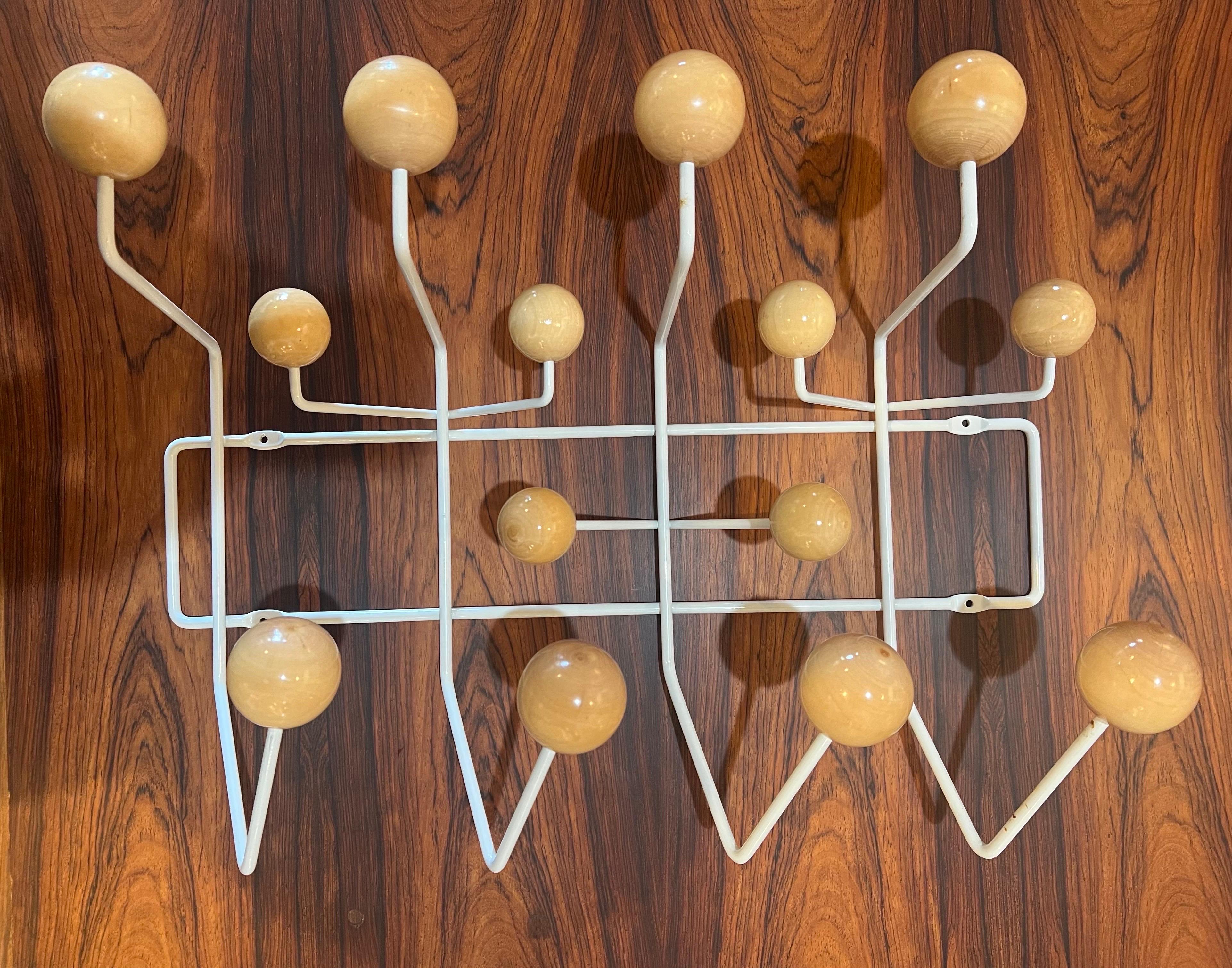 Very cool versatile original hang-it-all all wall rack, designed by Eames for Herman Miller in solid maple balls and metal enameled finish, very light use great condition.