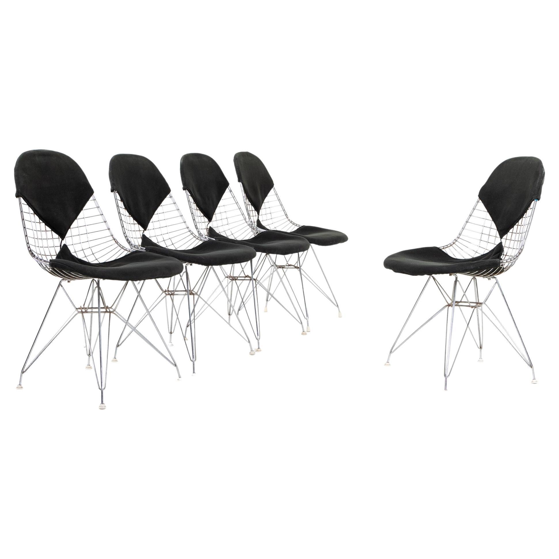 Chaise Bikini Eames DKR-2 en fil métallique avec couvercle noir, design 1951 en vente