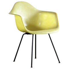 Eames Zenith Rope Edge Fiberglass Armchair from Herman Miller