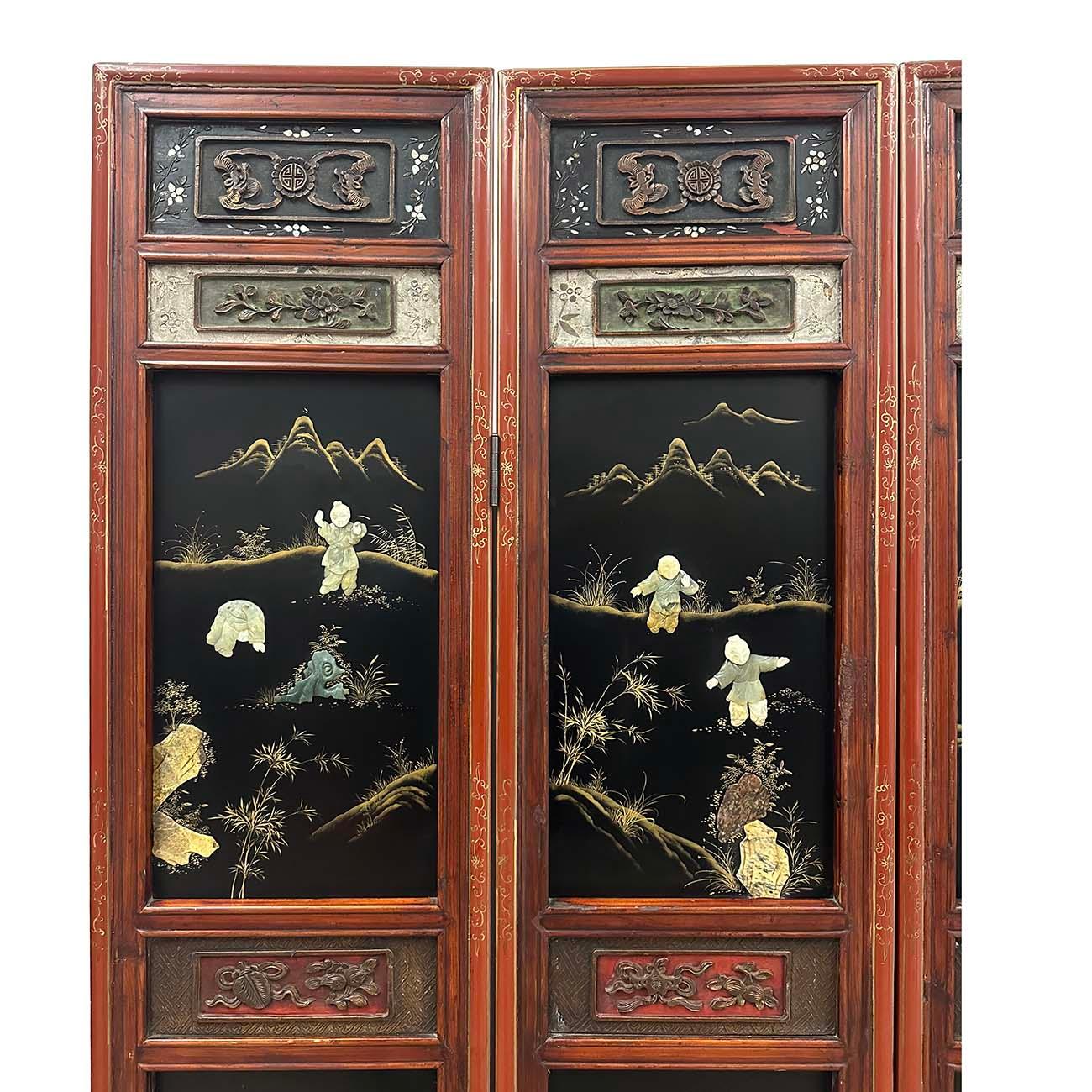 Exportation chinoise Paravent/diviseur de pièce en bois de feuillus chinois du début du 20e siècle avec incrustation de jade en vente