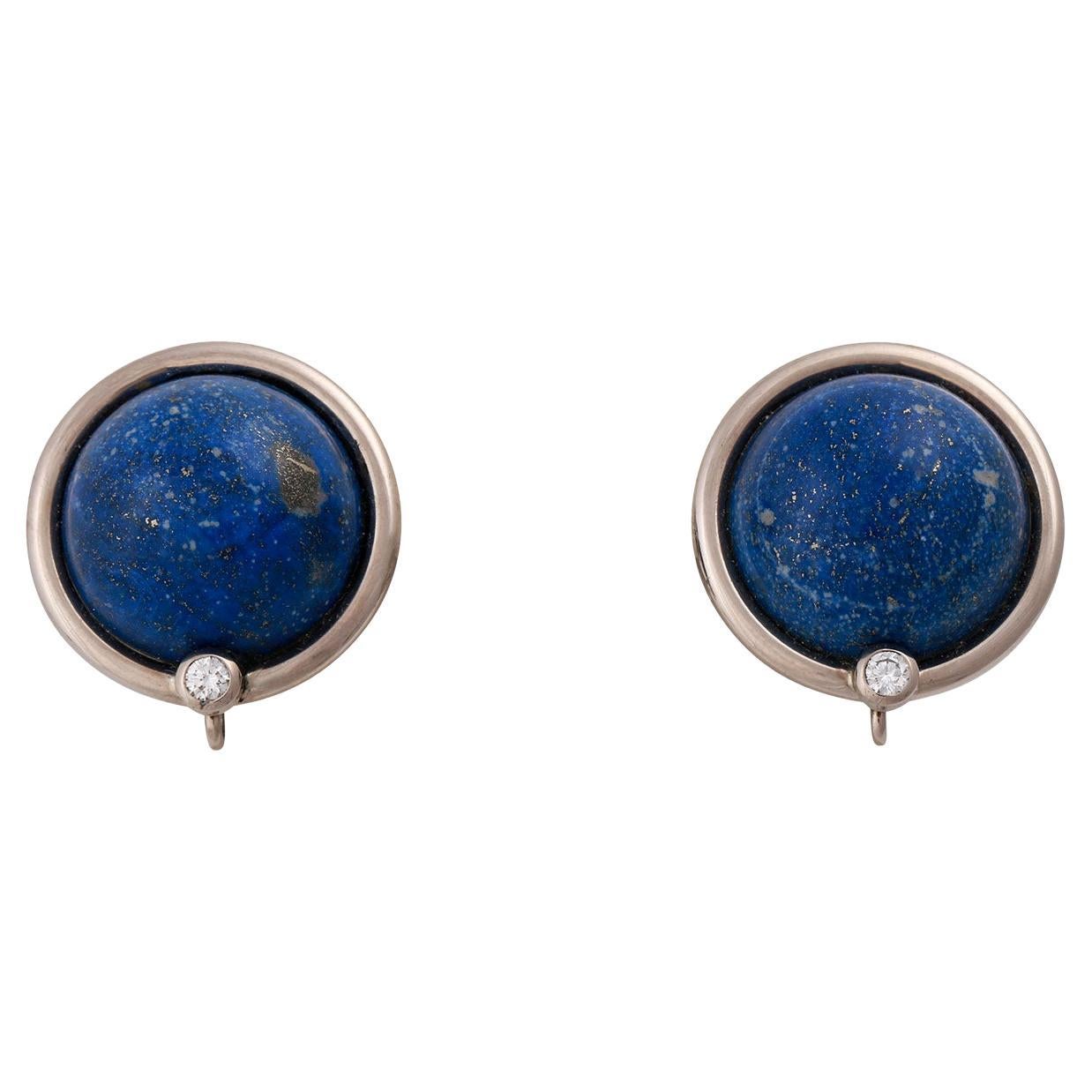 Clips d
oreilles avec lapis-lazuli ronds et diamants taille brillant en vente
