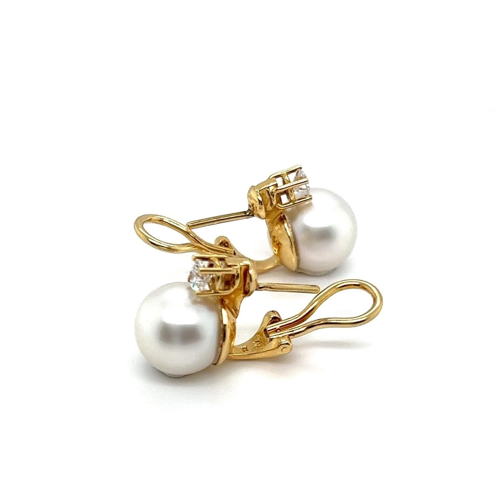 Ear clips with South Sea Pearls & Diamonds in 18 Karat Yellow Gold 6