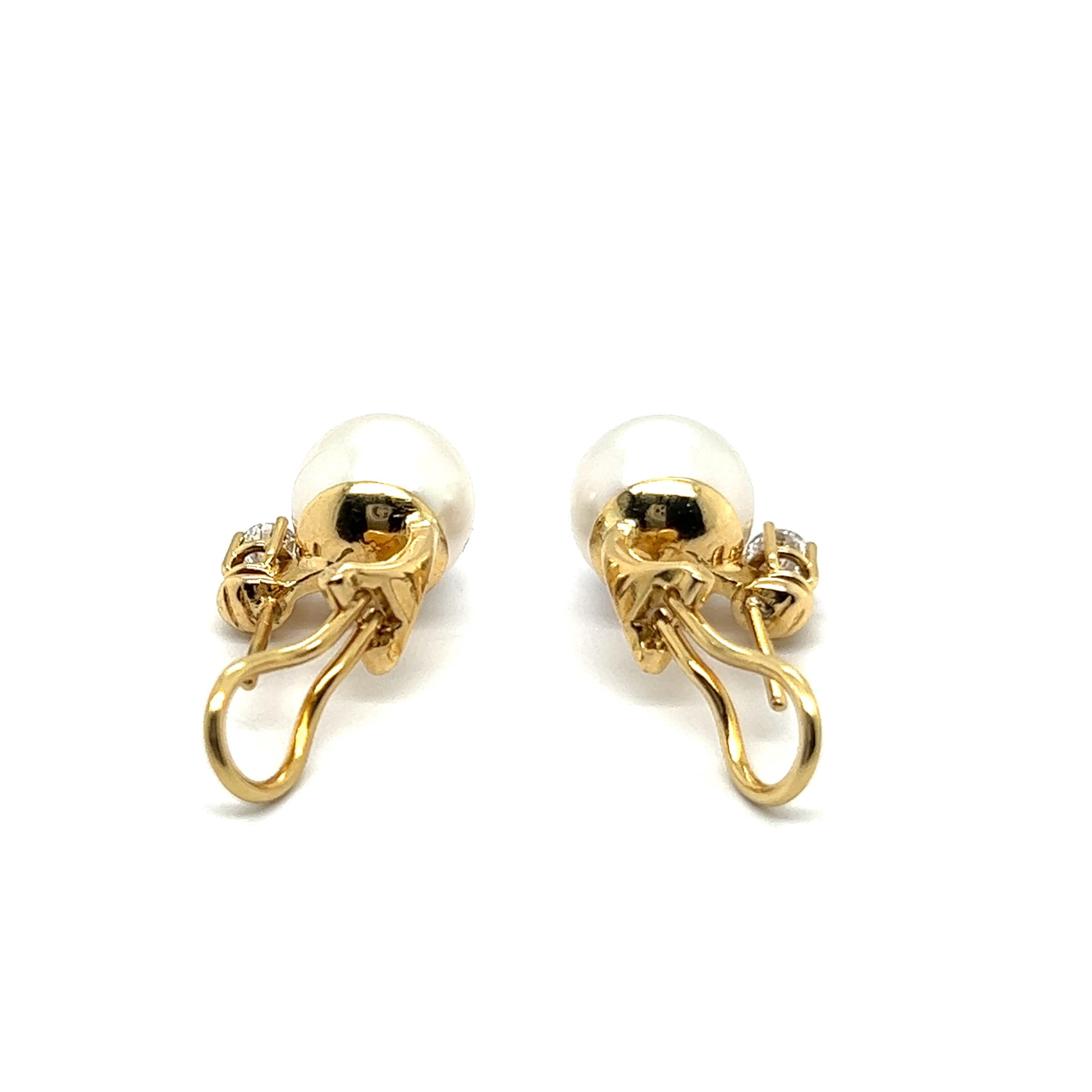 Brilliant Cut Ear clips with South Sea Pearls & Diamonds in 18 Karat Yellow Gold