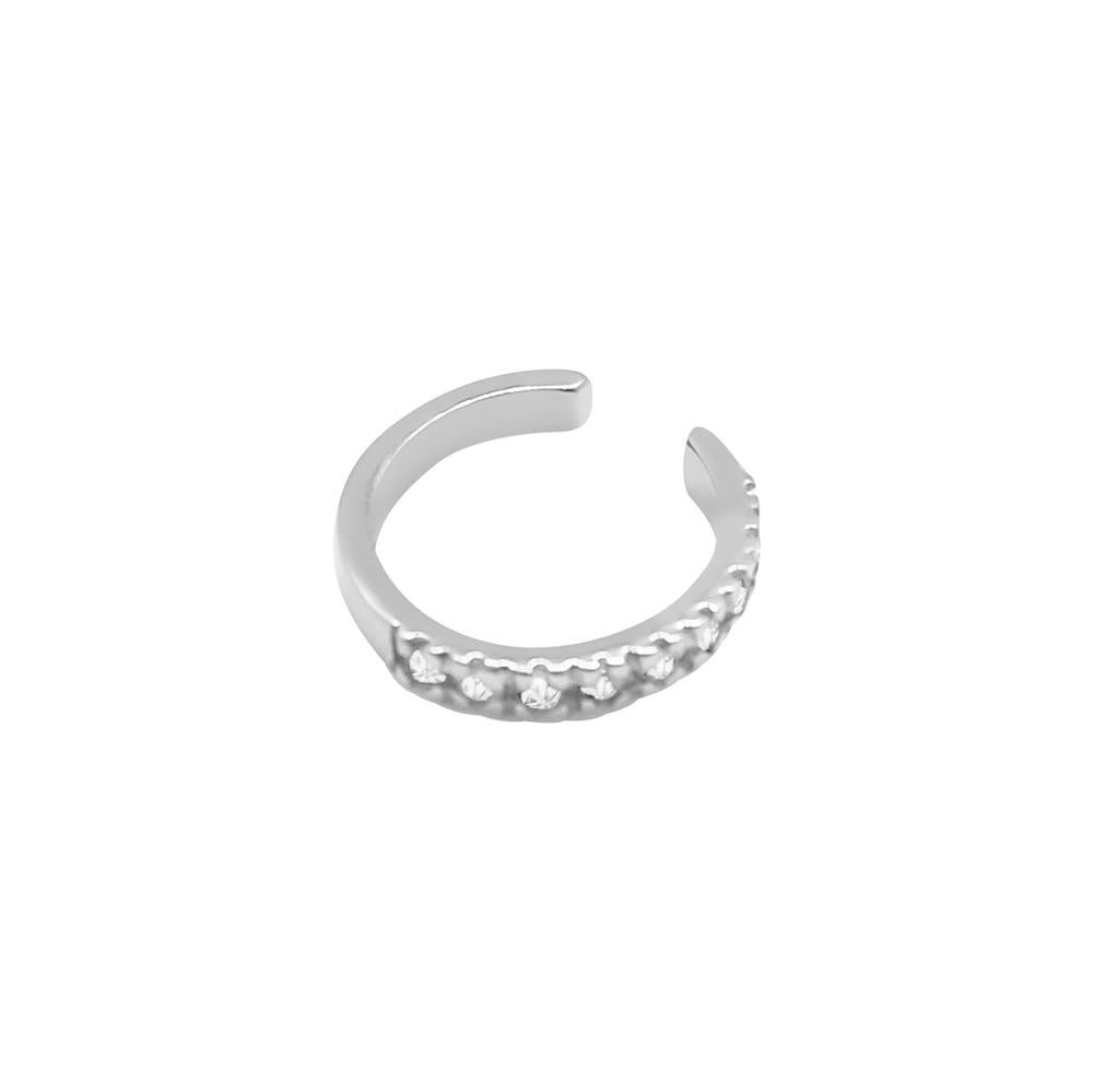 Unisex ear cuff in 9kt recycled white gold, set with natural diamonds.
You can wear it solo or layer in one ear with multiple cuffs from the same collection for a mix and match style. Sold as a single piece.
Inner diameter: 9.6 mm
Outer Diameter: 12