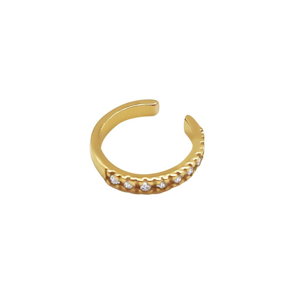 Unisex ear cuff in 9kt recycled yellow gold, set with natural white diamonds.
You can wear it solo or layer in one ear with multiple cuffs from the same collection for a mix and match style. Sold as a single piece.
Inner diameter: 9.6 mm
Outer