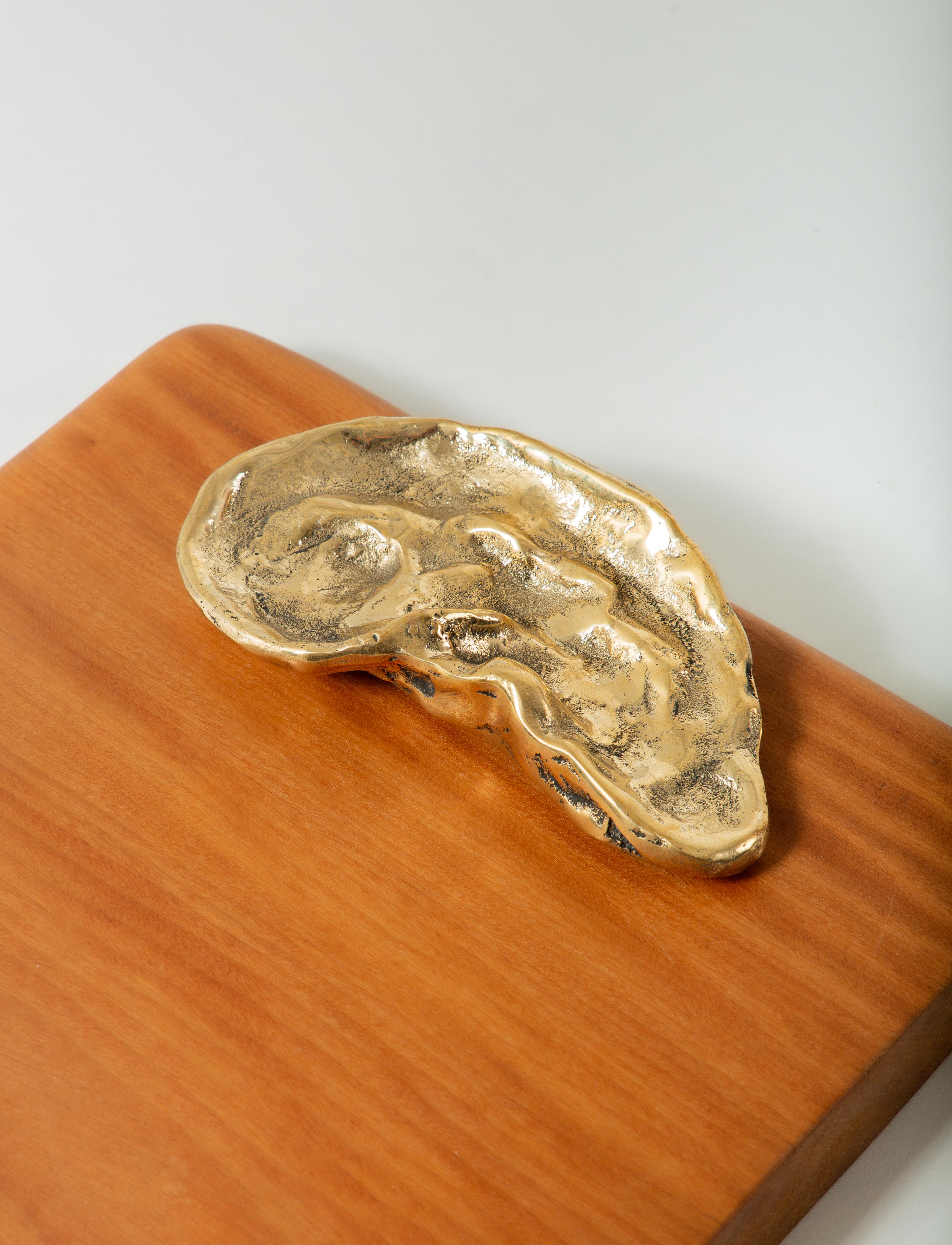 Cast Ear Handle by Andrew de Freitas For Sale