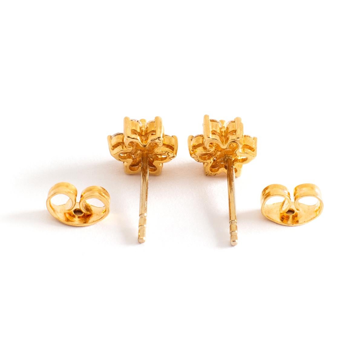 Round Cut Ear Studs Earrings Diamond Yellow Gold For Sale