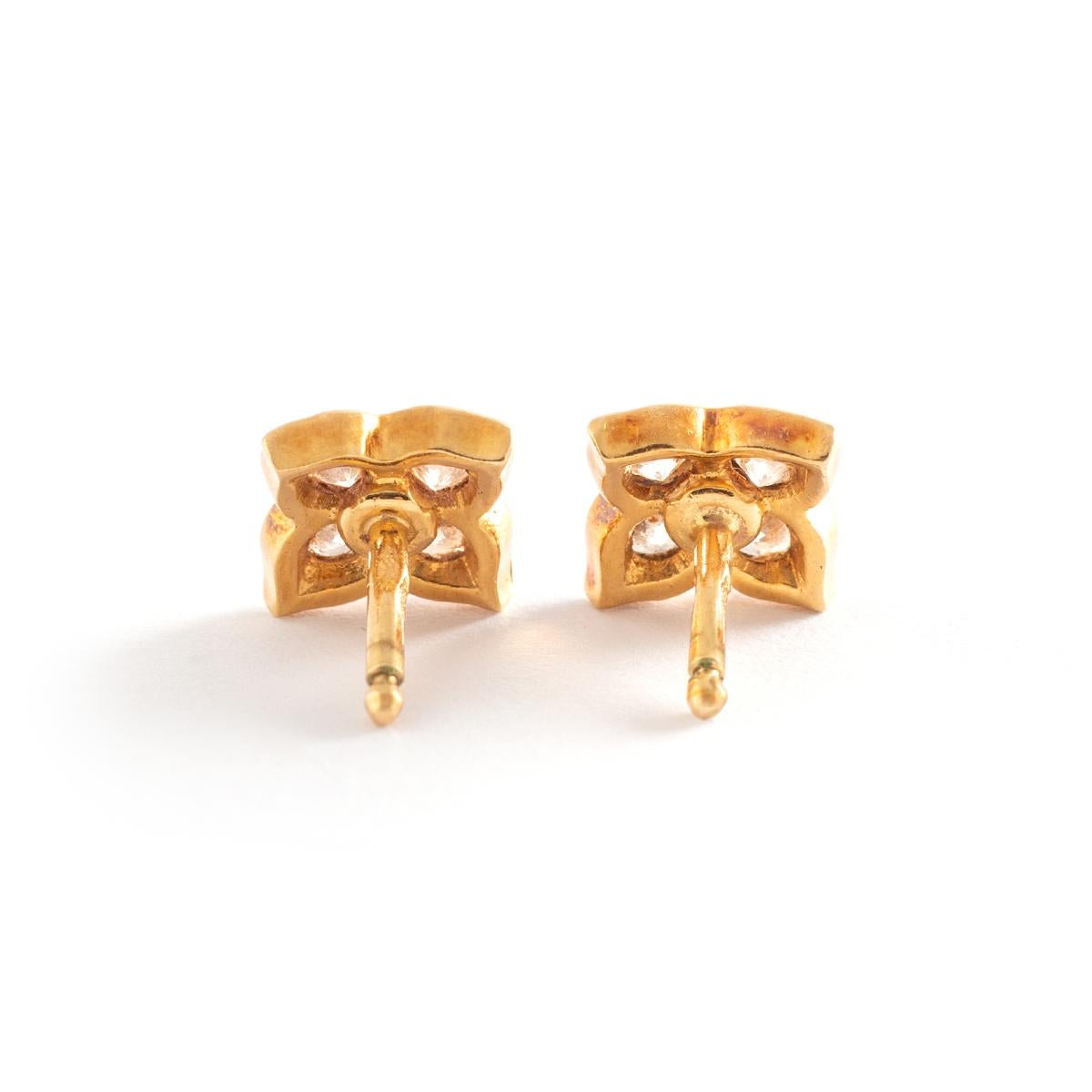 Anglo-Indian Ear Studs Earrings Floral Diamond Yellow Gold For Sale