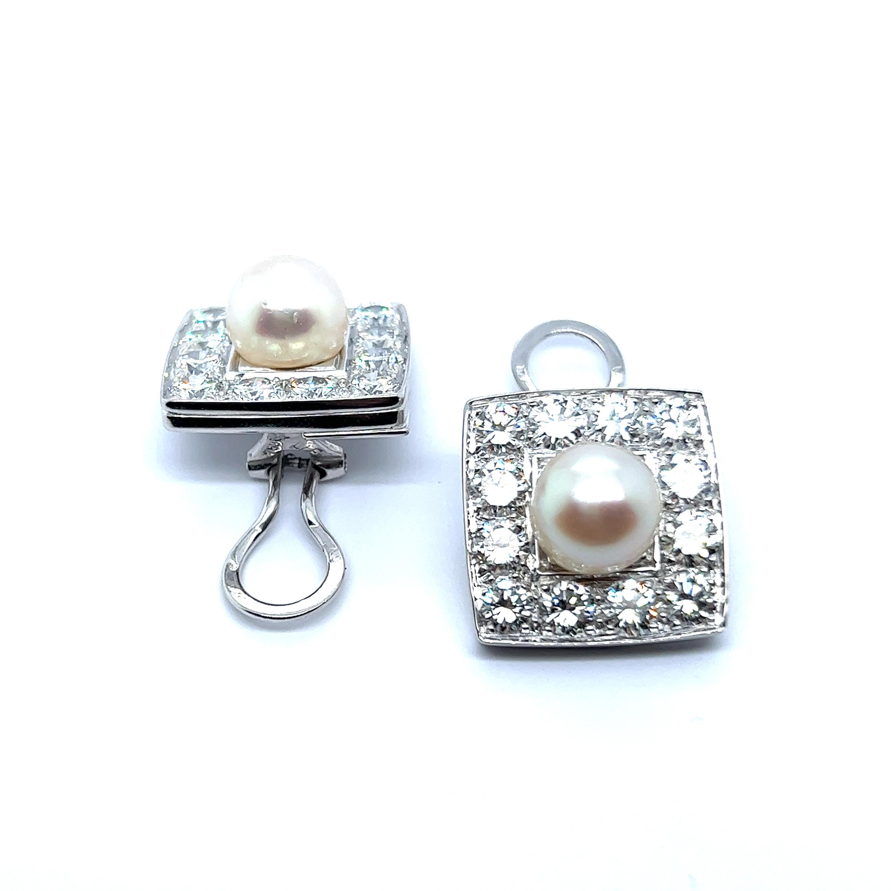 Brilliant Cut Earclips with Diamonds and Pearls in 18 Karat White Gold For Sale