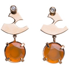 Earings 1 Orange Chalcedony 1 Diamond Yellow Shape Infinity Gold 18 Karat