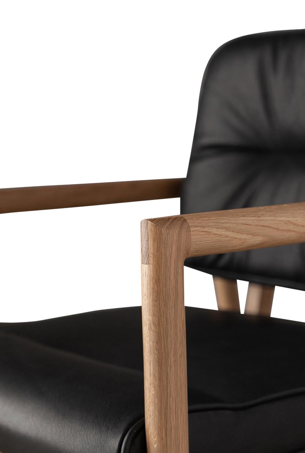 Américain Earl chaise capitaine Moresby en chêne blanc et cuir noir, fabriquée à la main en vente