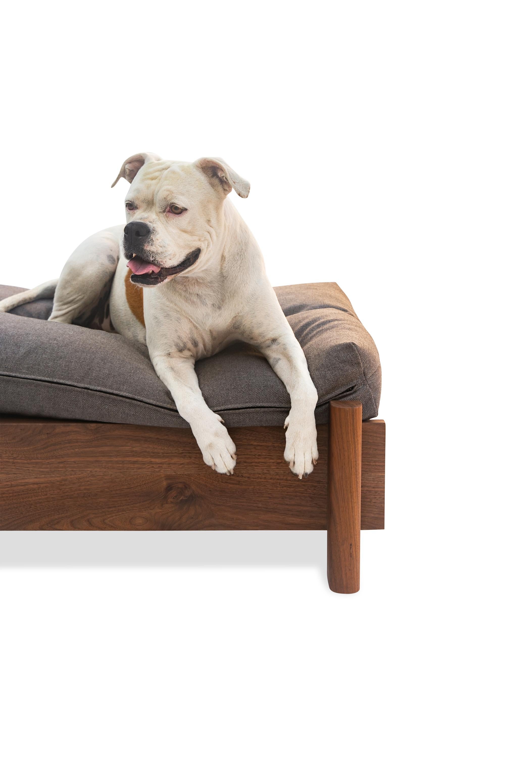 EARL LAPILO Dog Bed For Sale 4