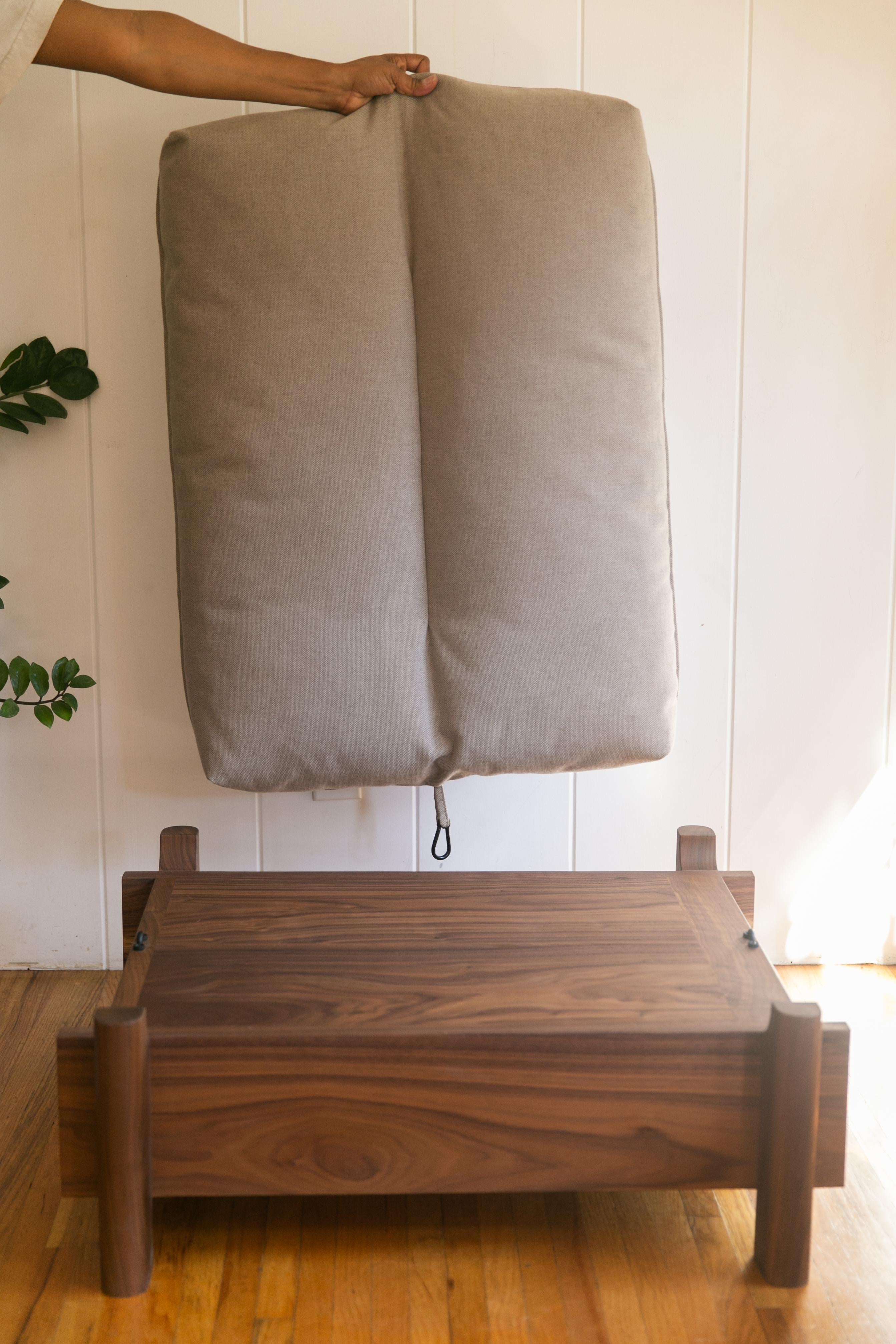 EARL LAPILO Dog Bed For Sale 10