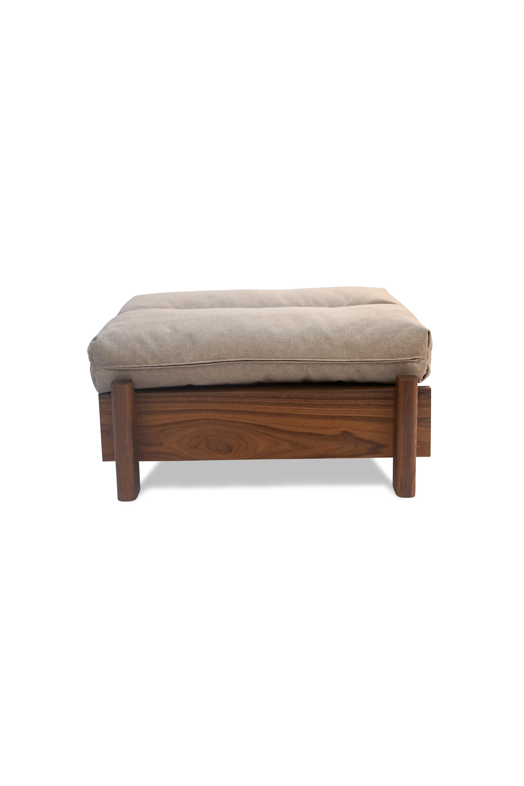The LAPILO Dog Bed offers both style and functionality. The frame is of solid wood construction, and features a removable and flippable cushion that clips onto the base. The cushion inserts are interchangeable, and cushion covers are sold separately
